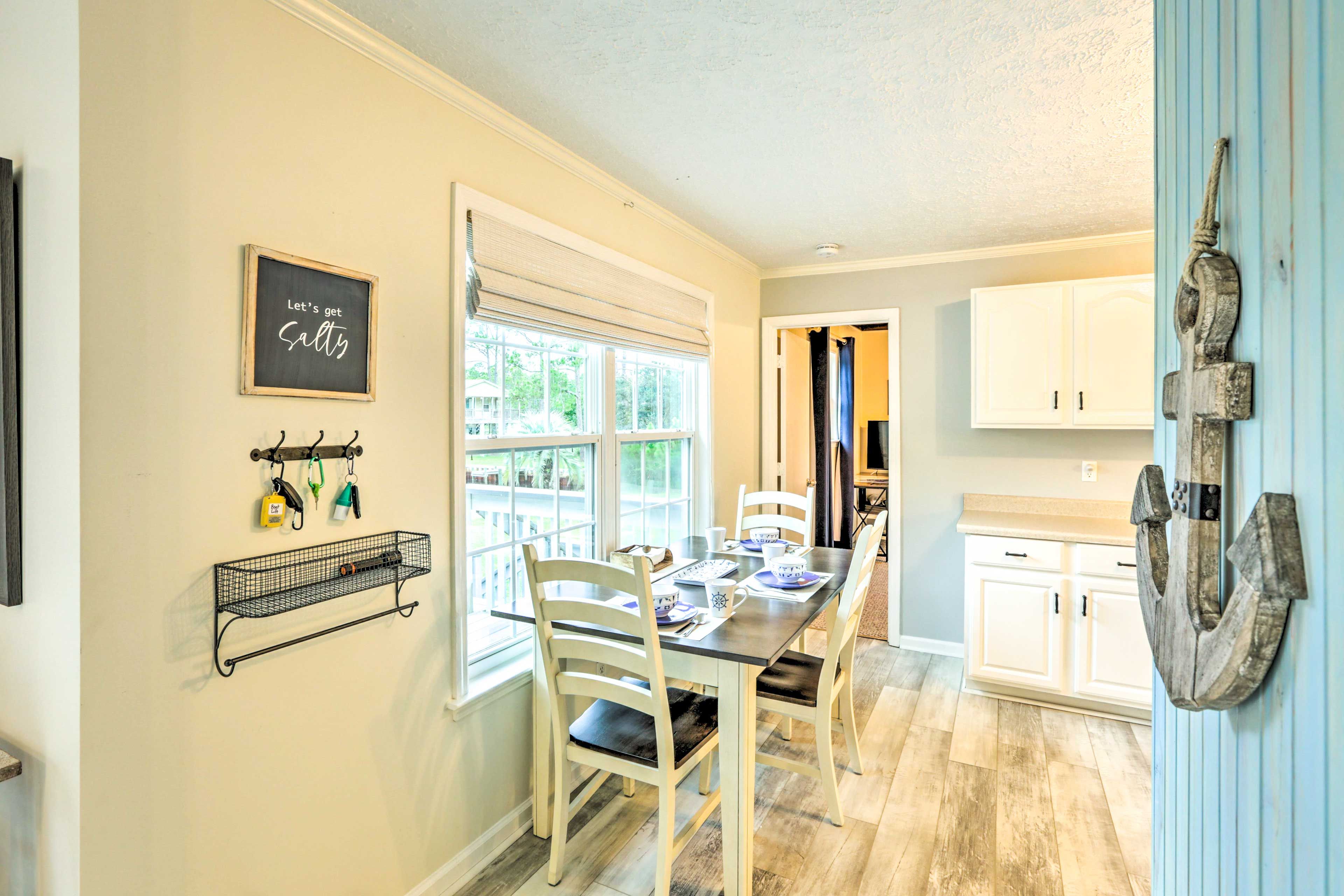 Dining Area | Dishware/Flatware Provided | Table Expands to Seat 10