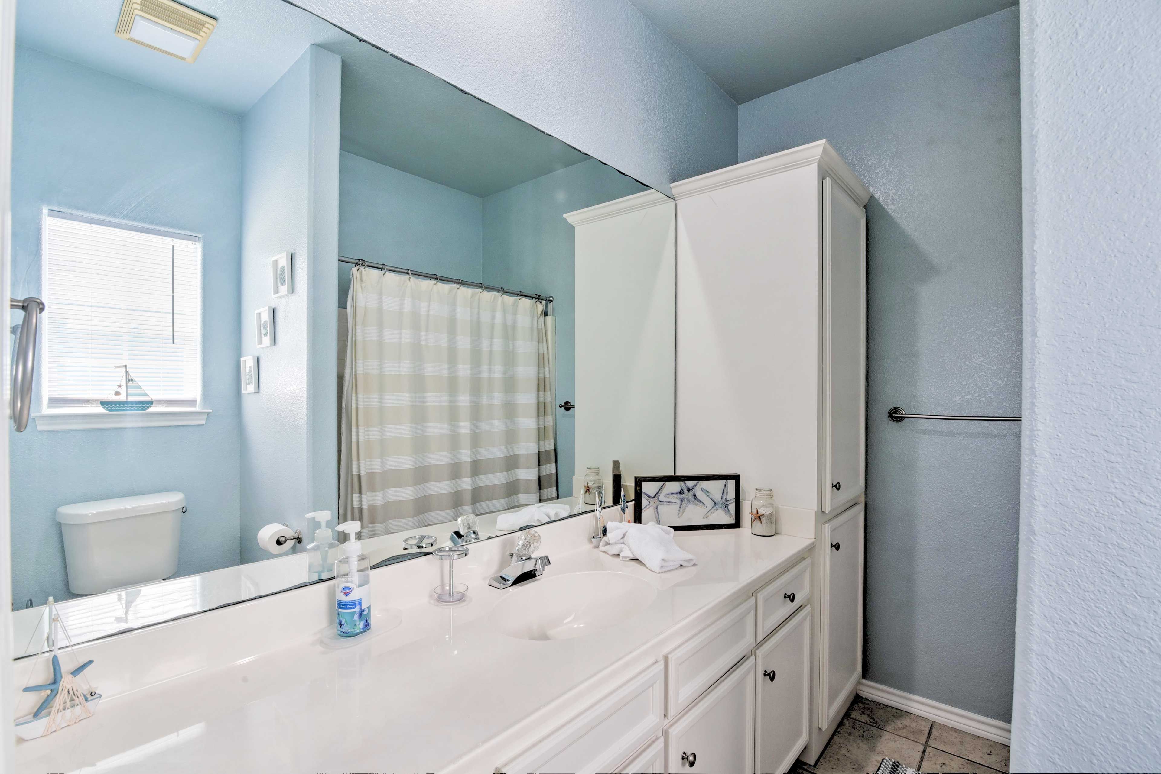 Bathroom | Towels Provided