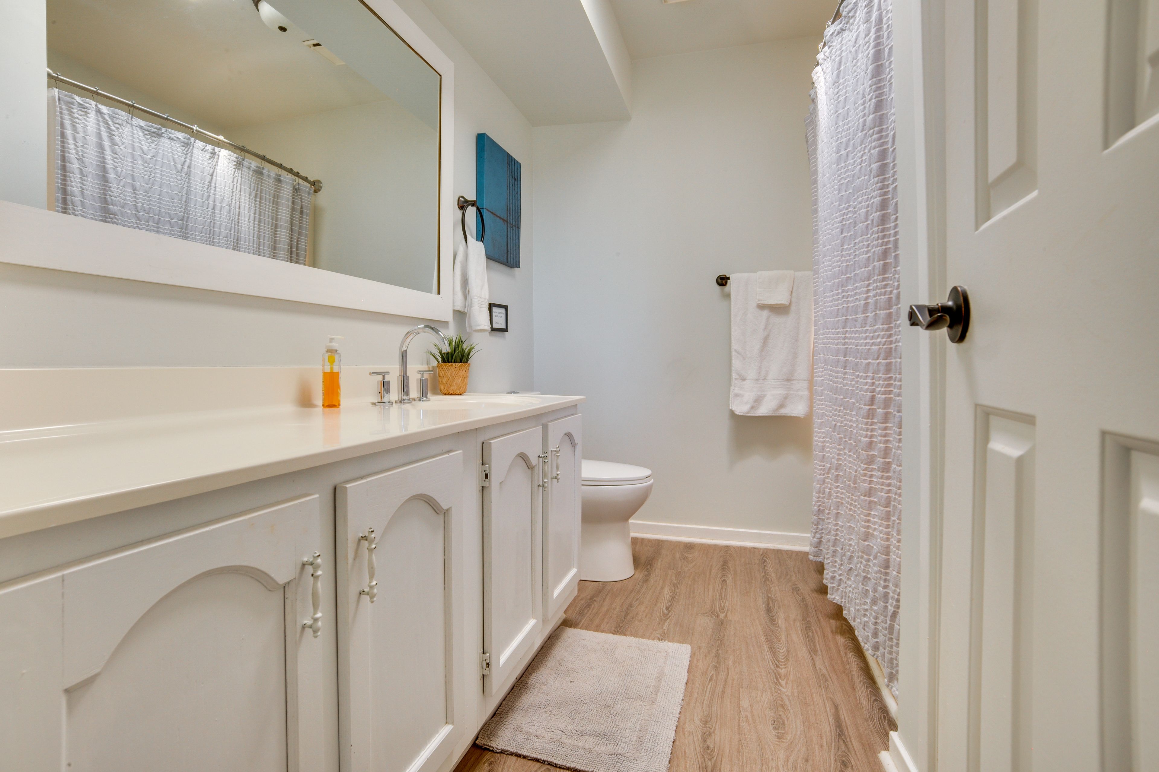 En-Suite Bathroom