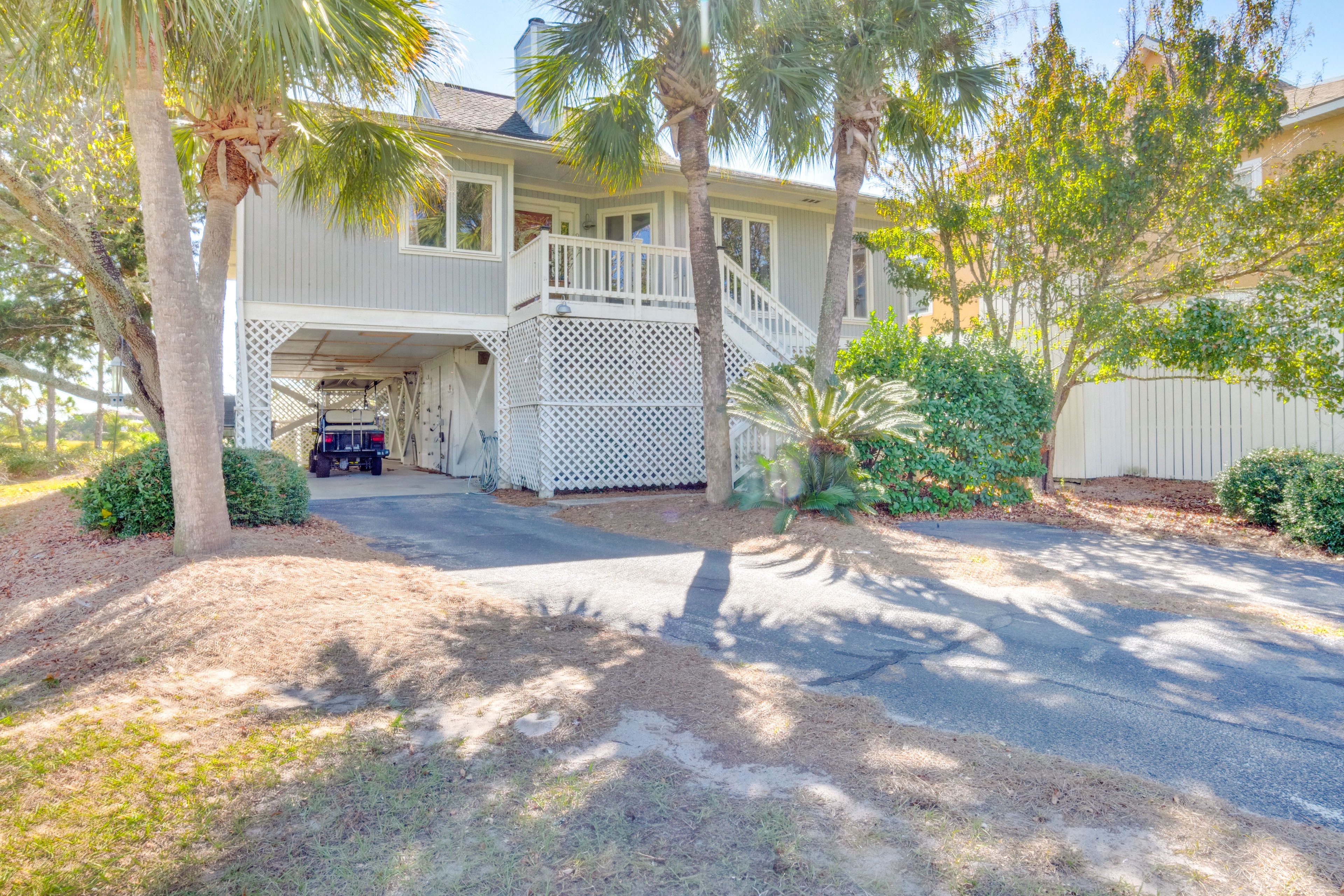 Garage Parking (1 Vehicle) | Driveway (2 Vehicles)
