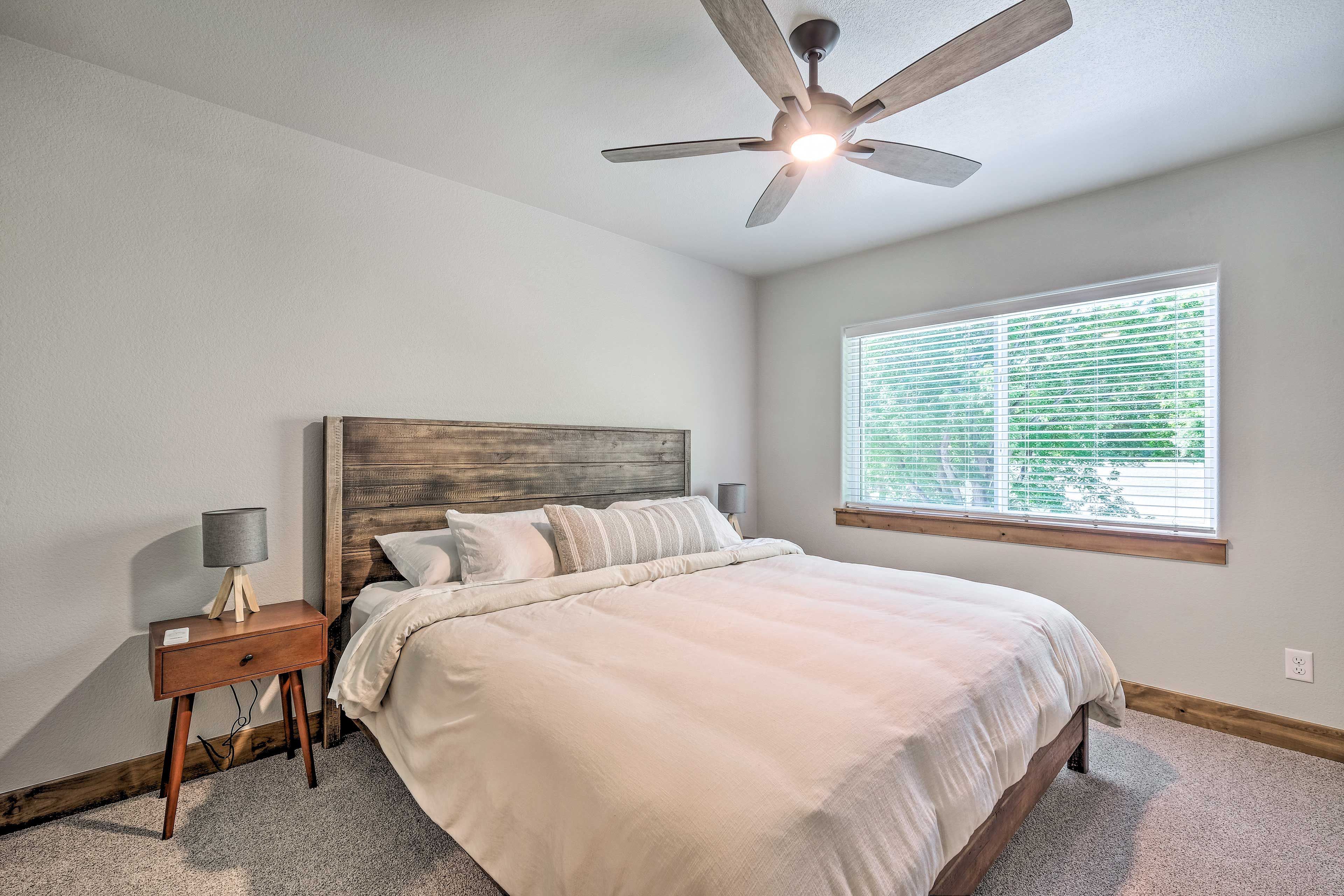 Bedroom 1 | King Bed | 2nd Floor
