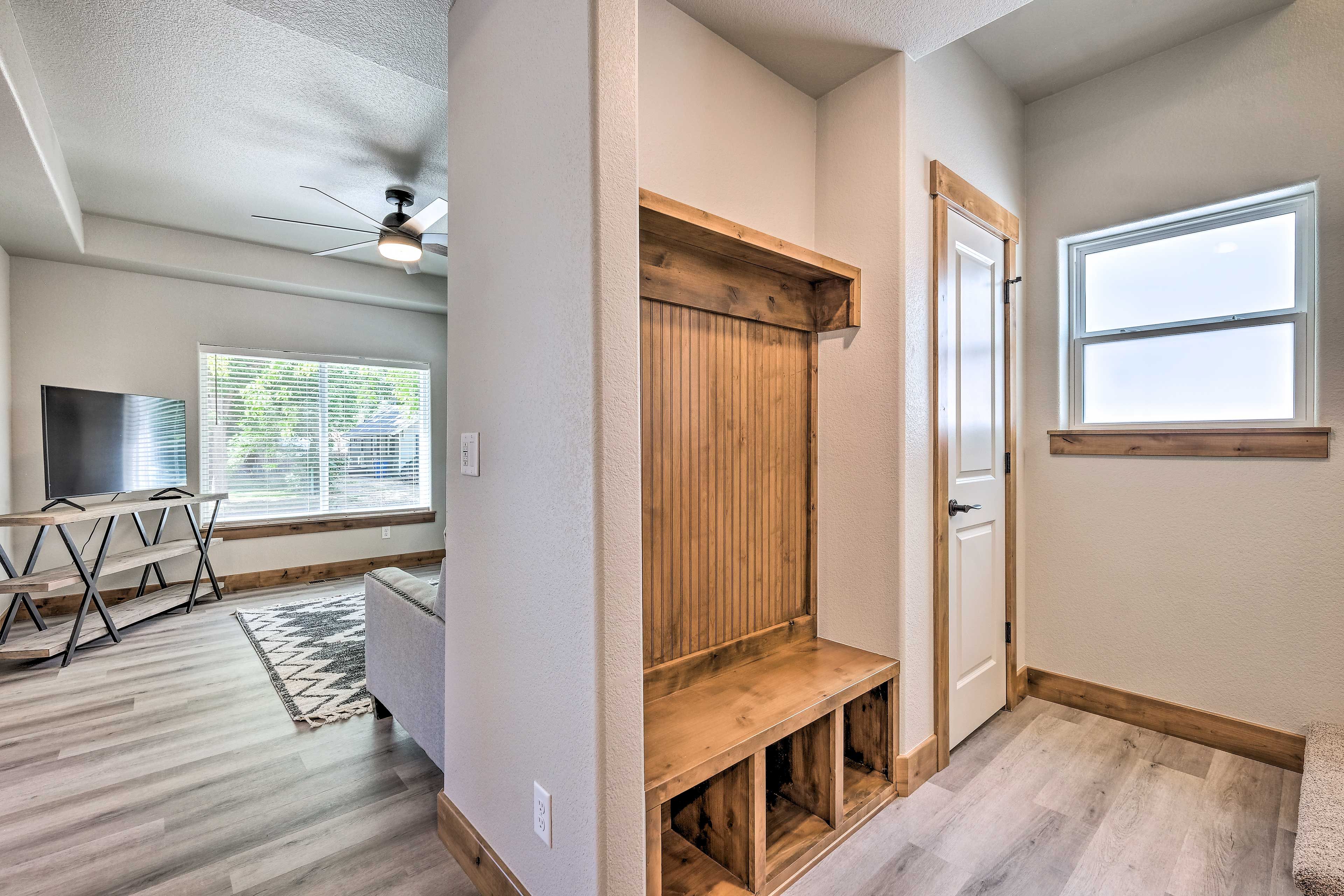 Entry | 1st Floor