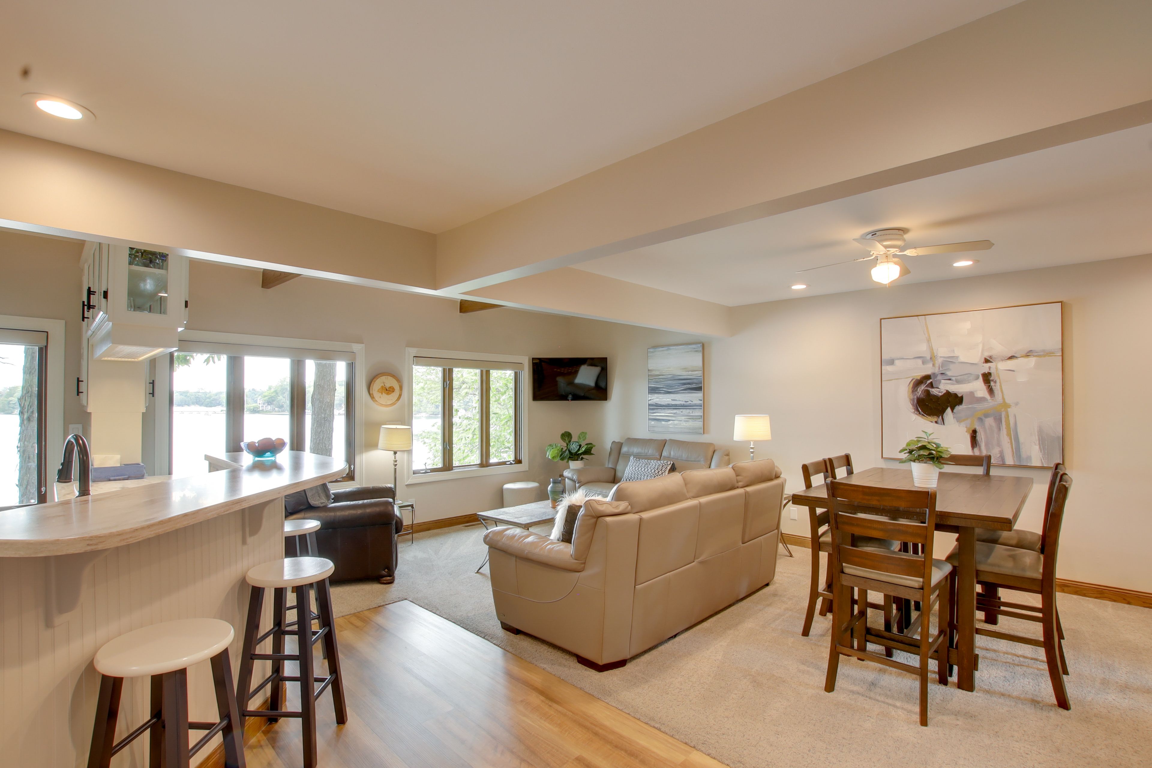 Dining Area | Dishware/Flatware