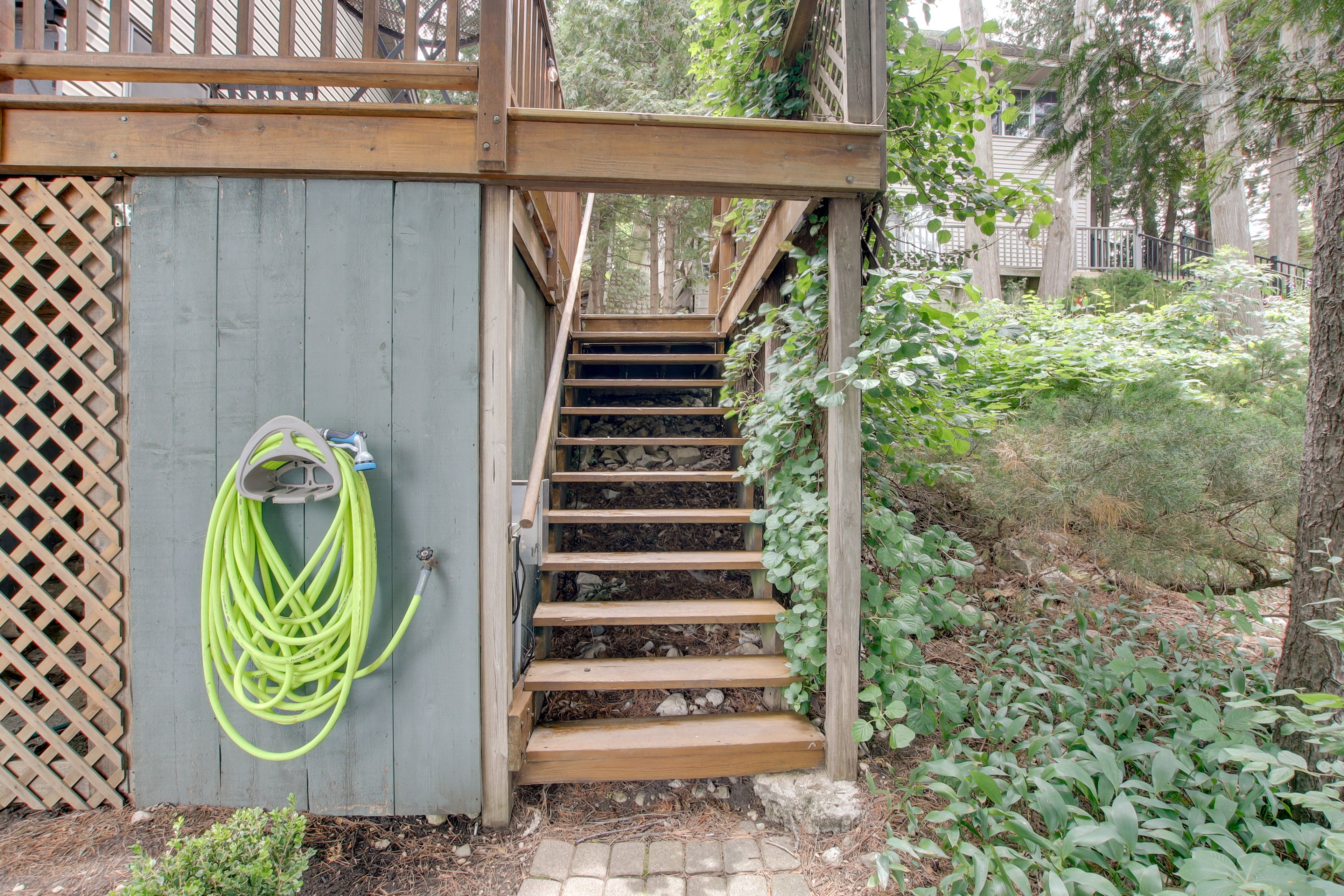 Cottage Exterior | Lower Deck Access
