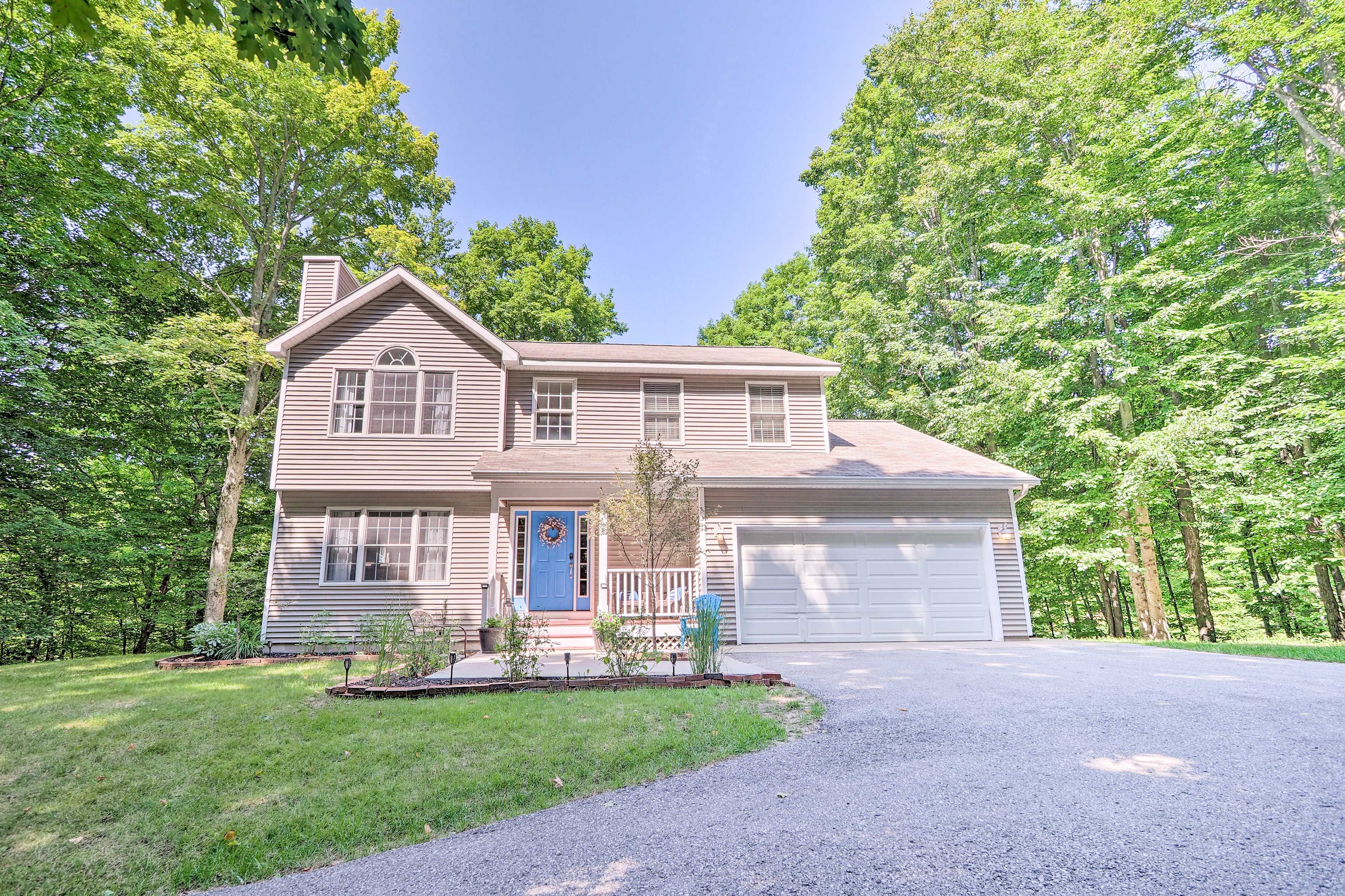 Beulah Vacation Rental | 5BR | 2.5BA | 3,076 Sq Ft | Access Only By Stairs