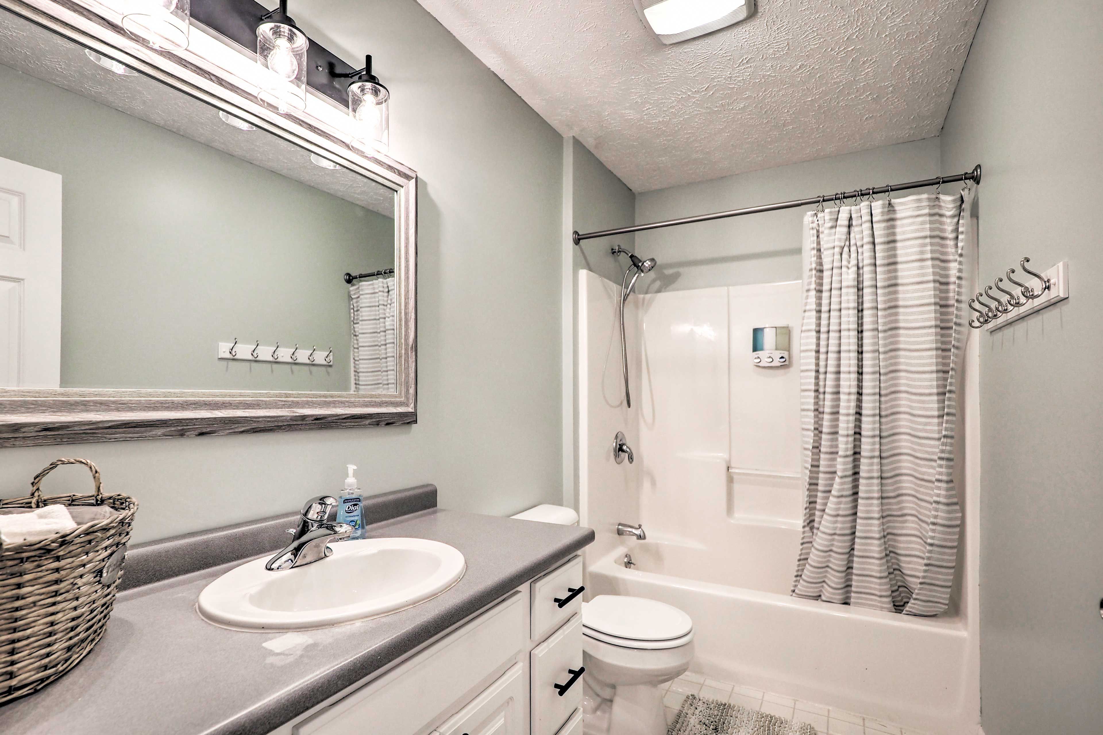 Full Bathroom