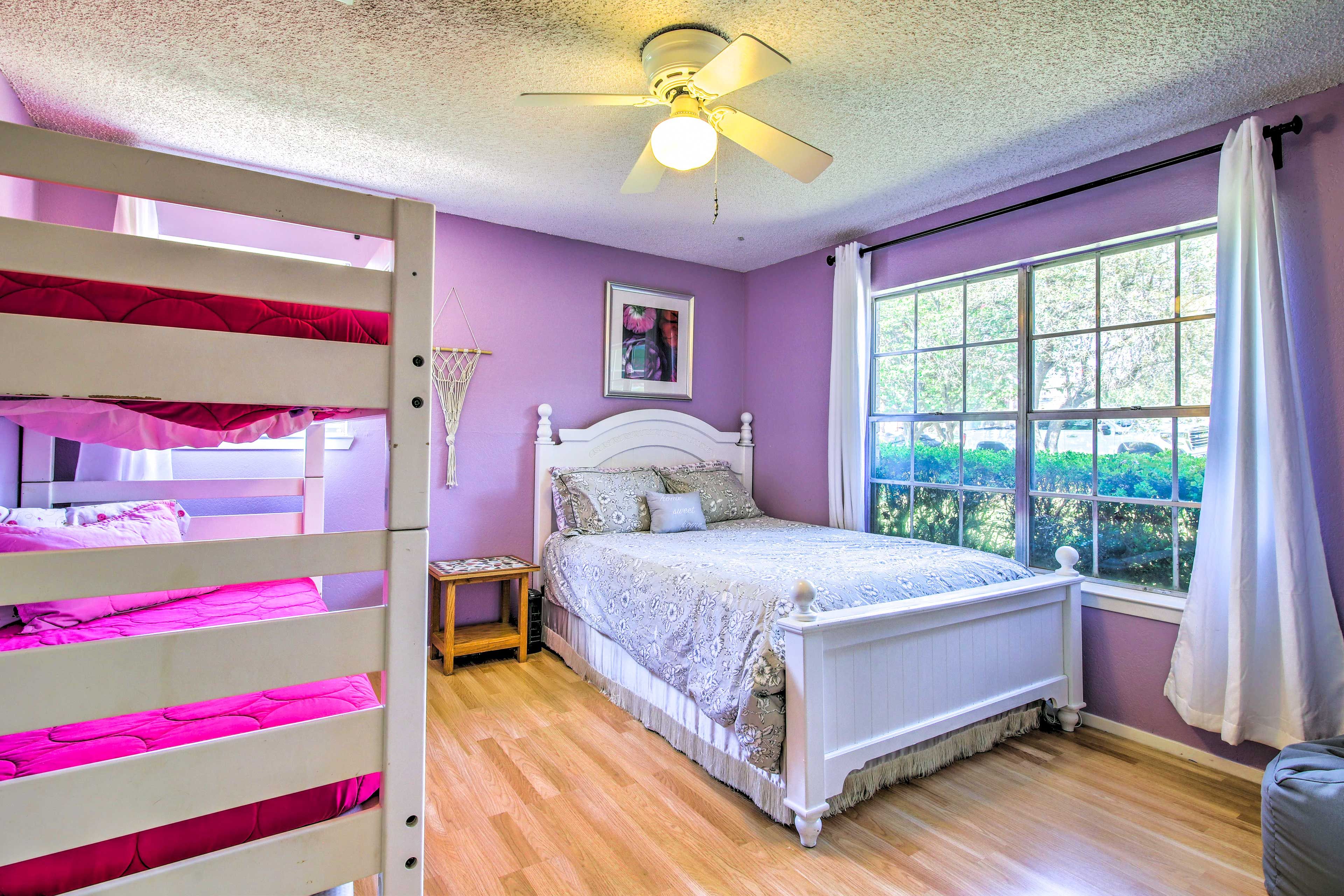 Bedroom 3 | Queen Bed | Twin Bunk Bed