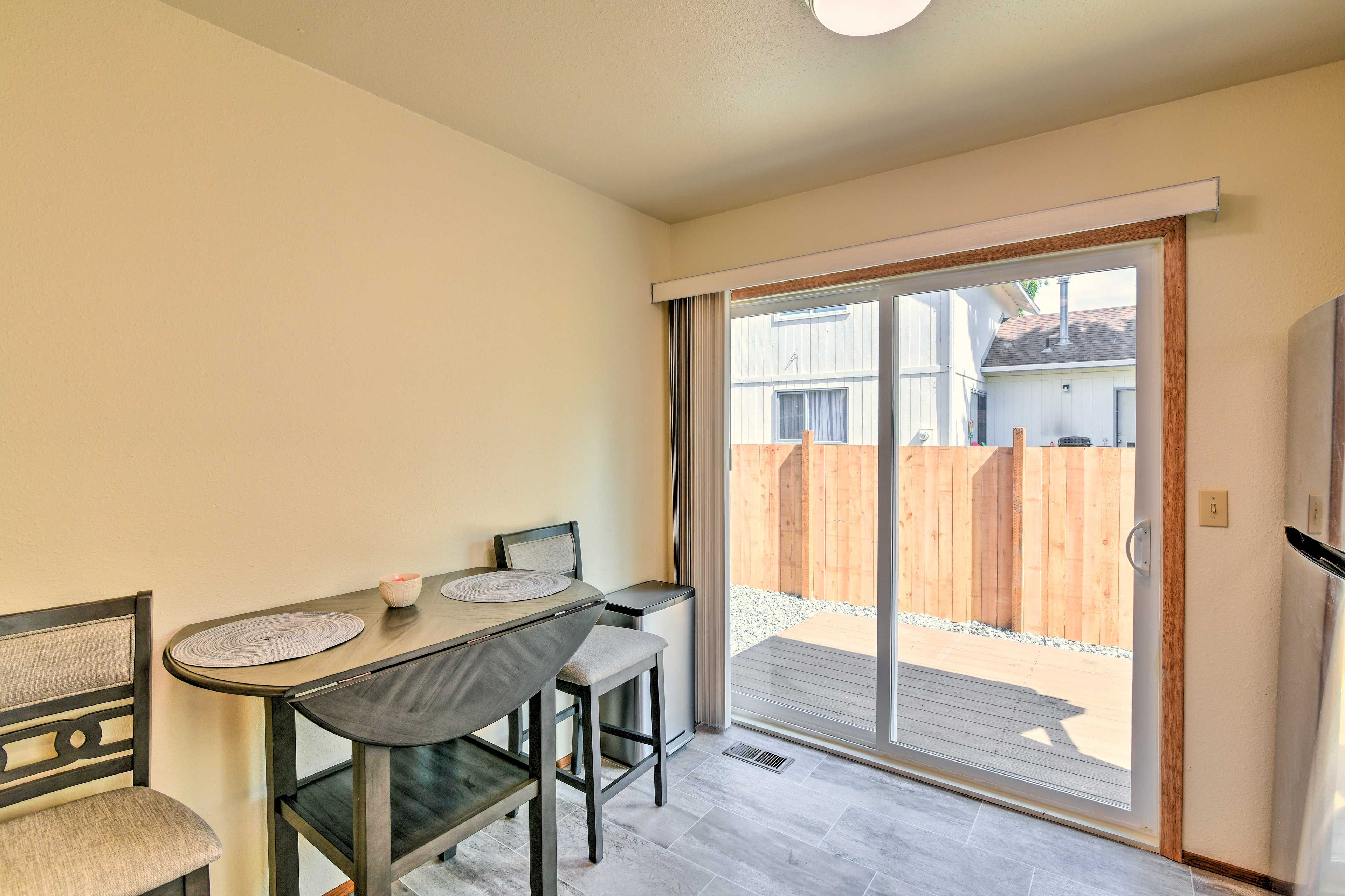 Dining Nook | Deck Access
