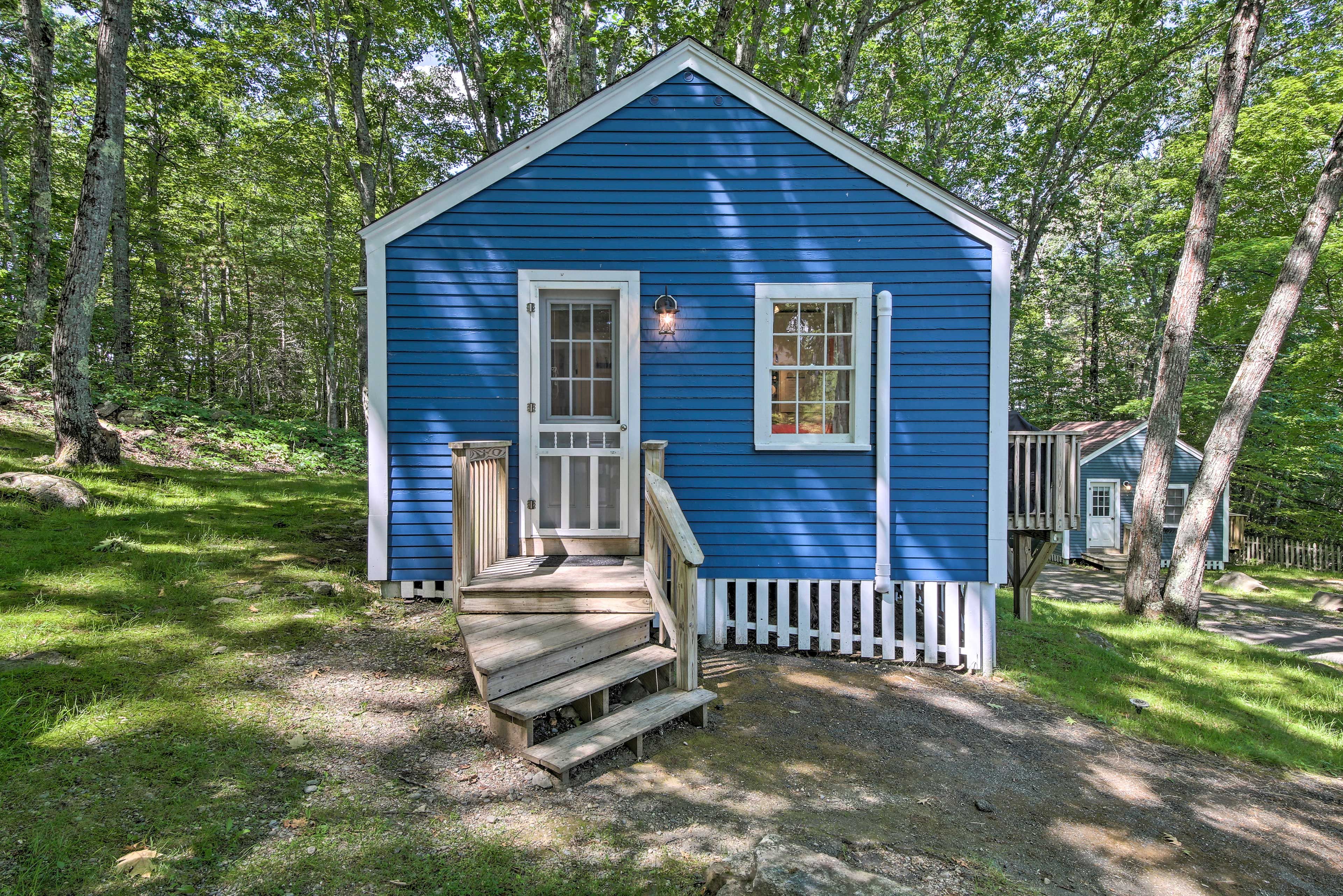 Edgecomb Vacation Rental | 1BR | 1BA | 265 Sq Ft | Stairs Required