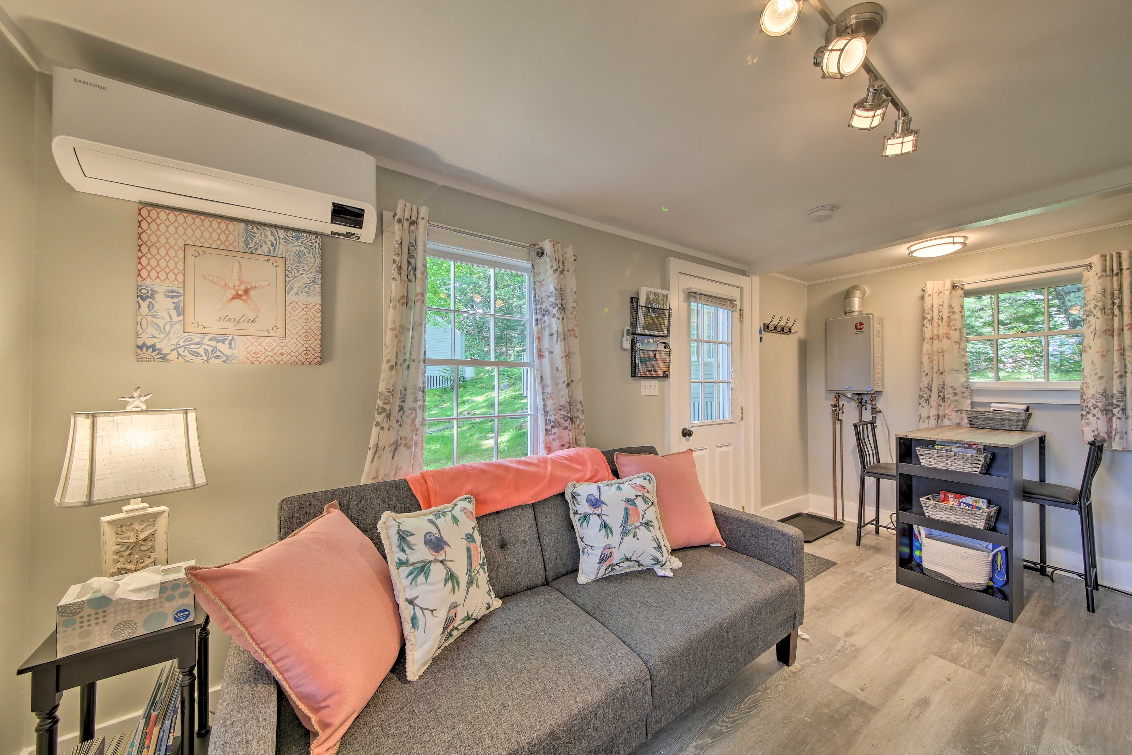 Living Room | Air Conditioning