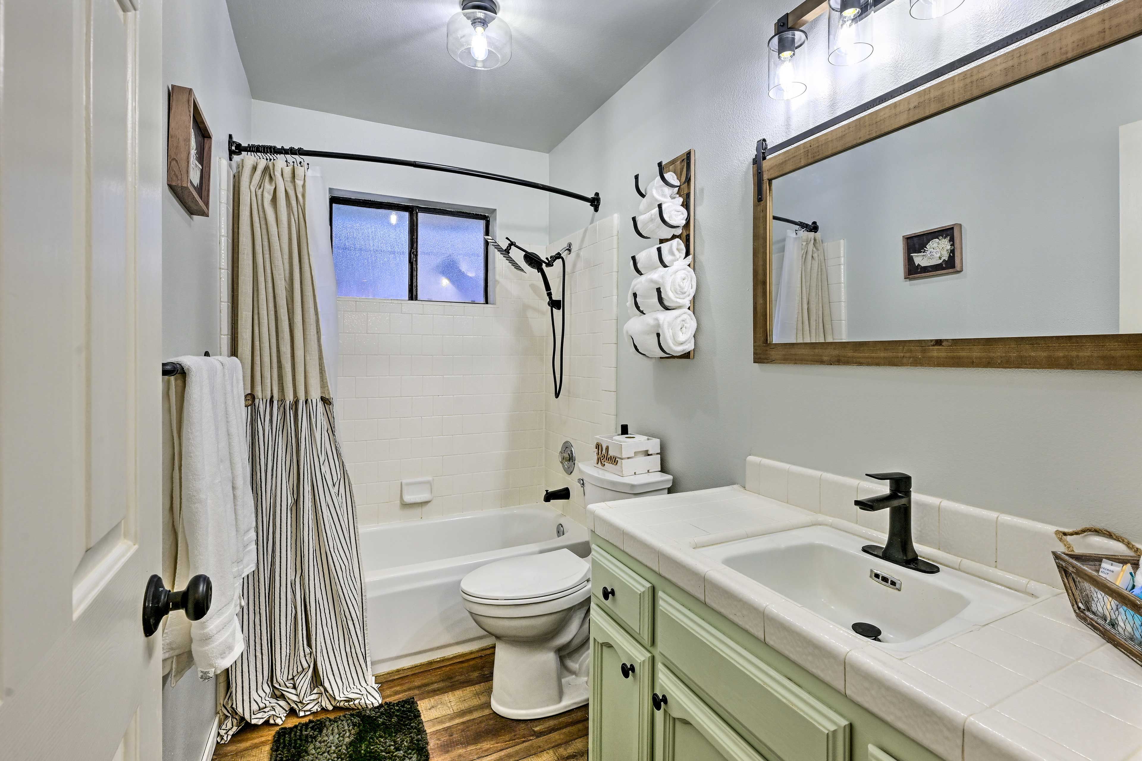 Full Bathroom