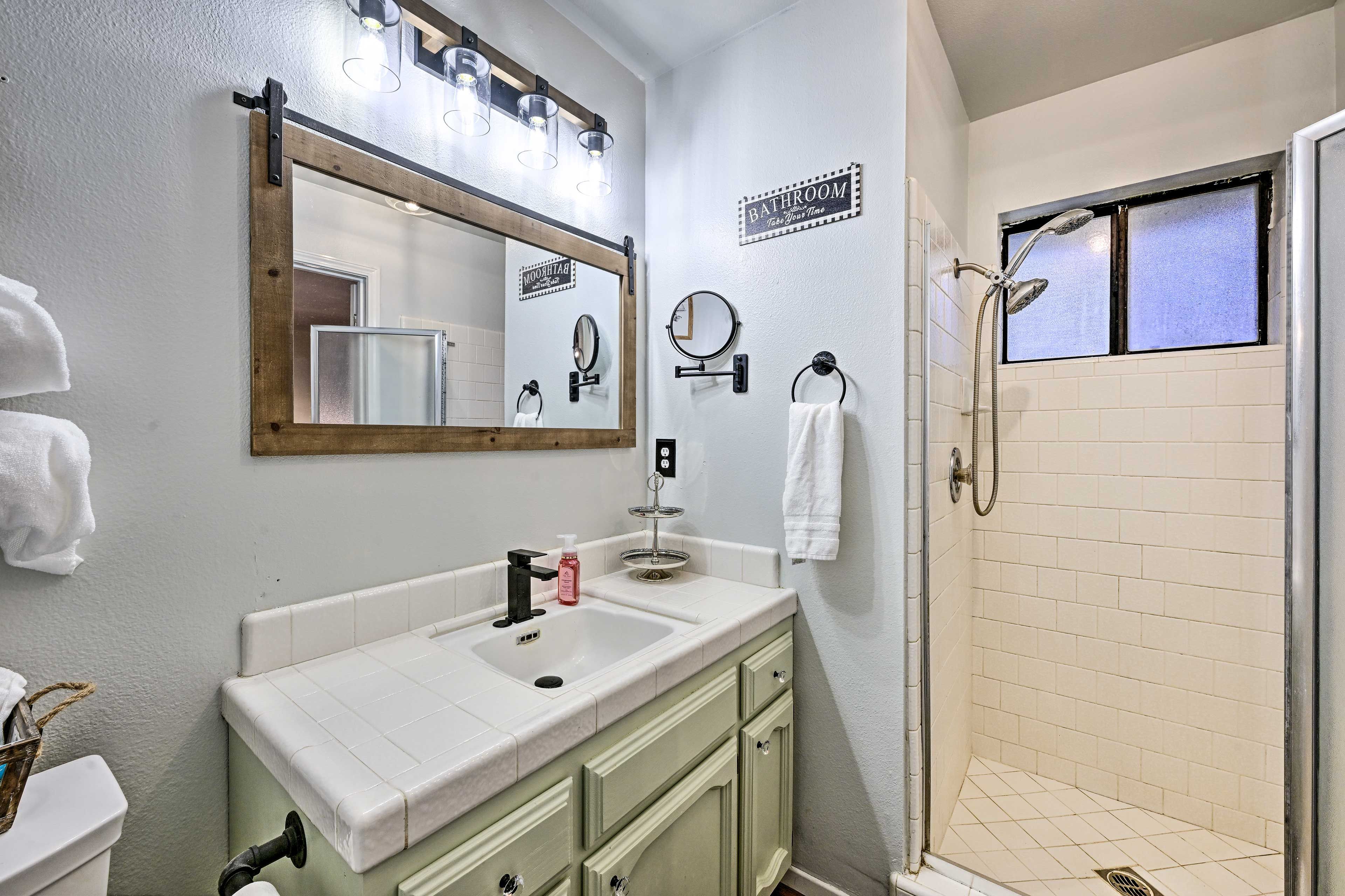 Full Bathroom