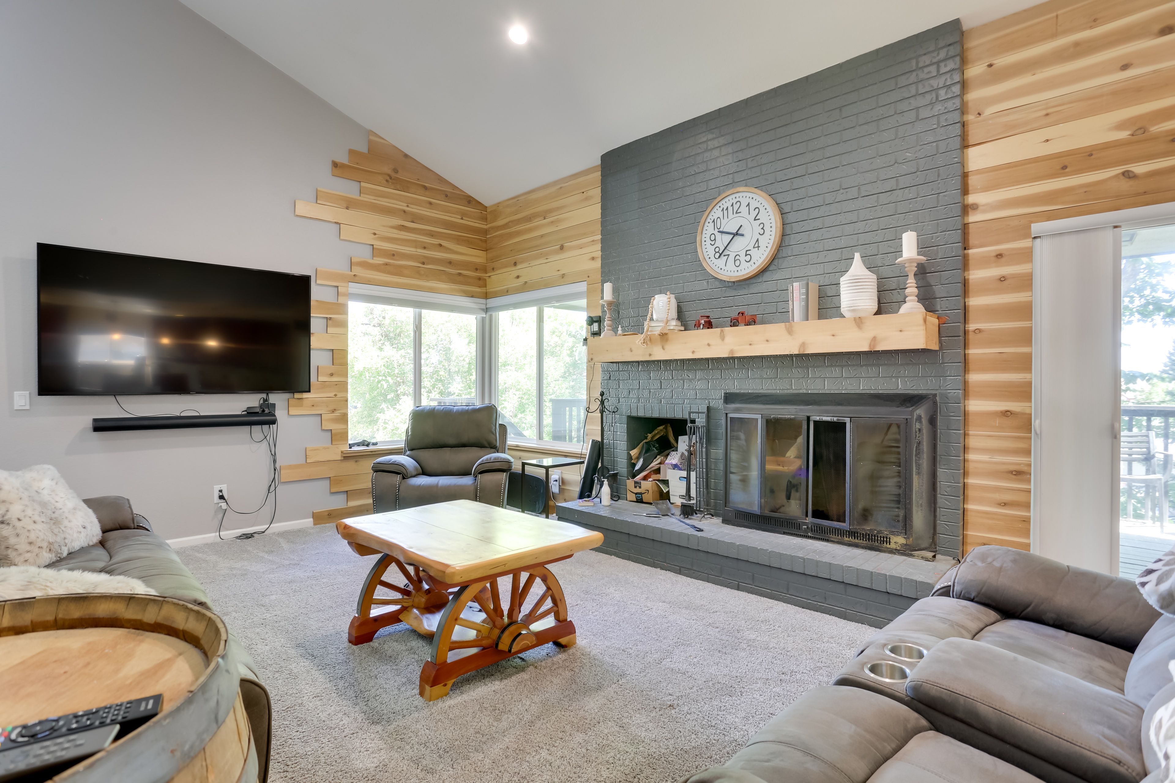 Living Room | Wood-Burning Fireplace | Smart TV
