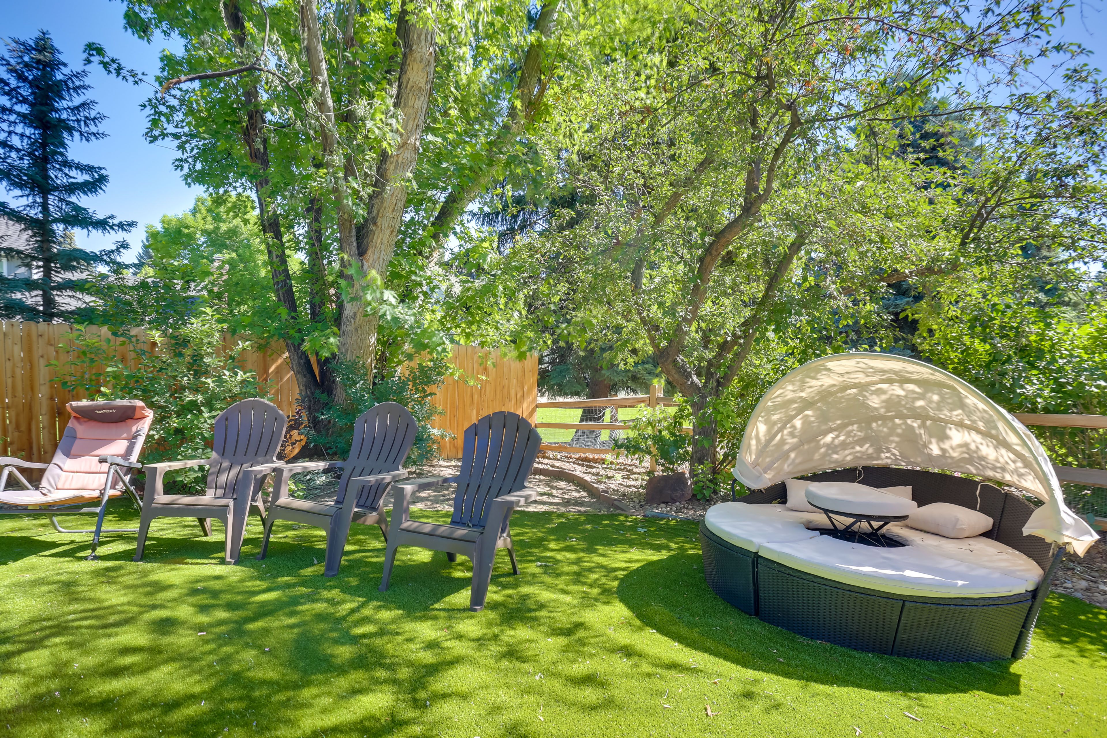 Backyard | Lounge Furniture