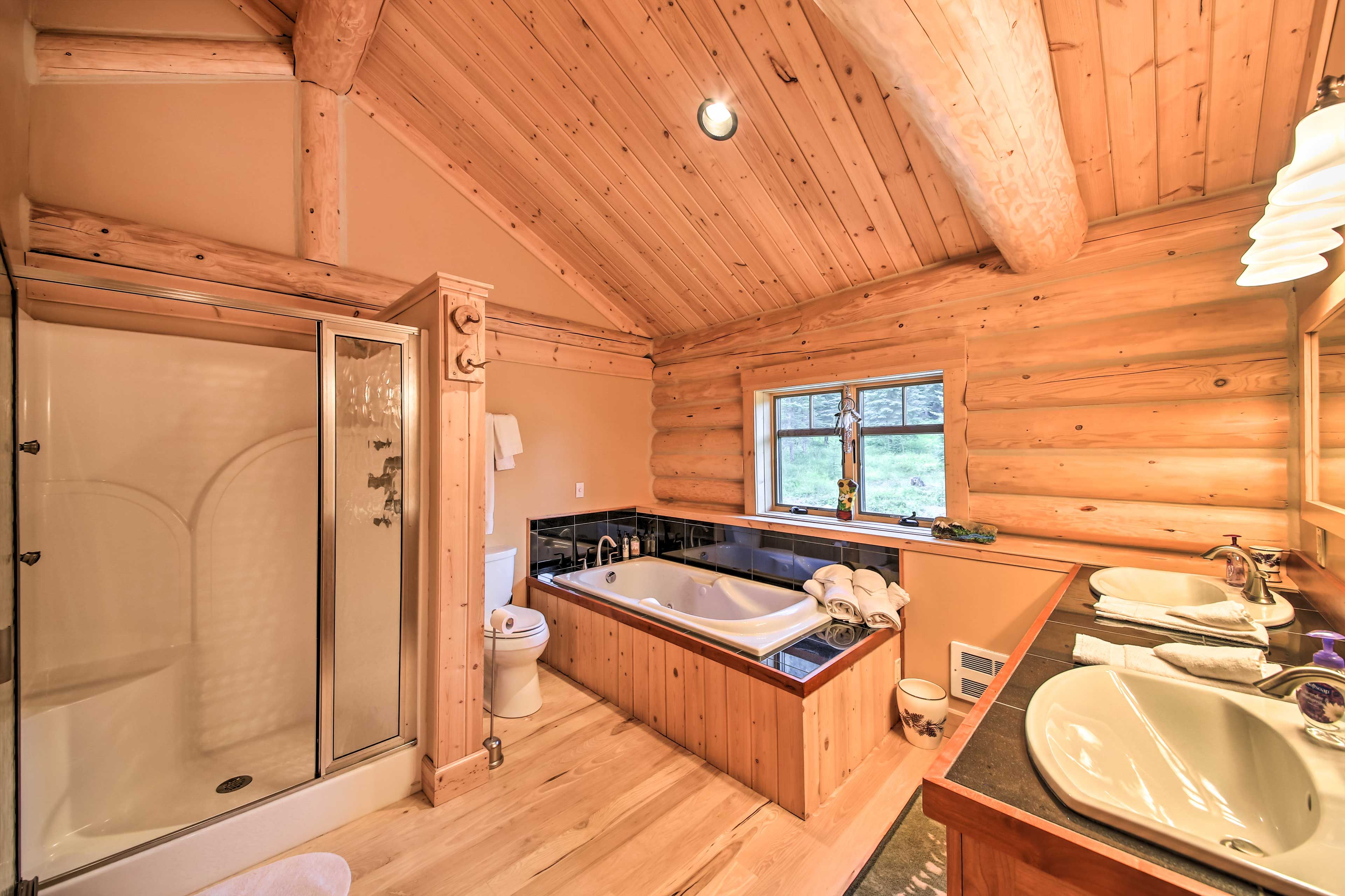 En-Suite Bathroom