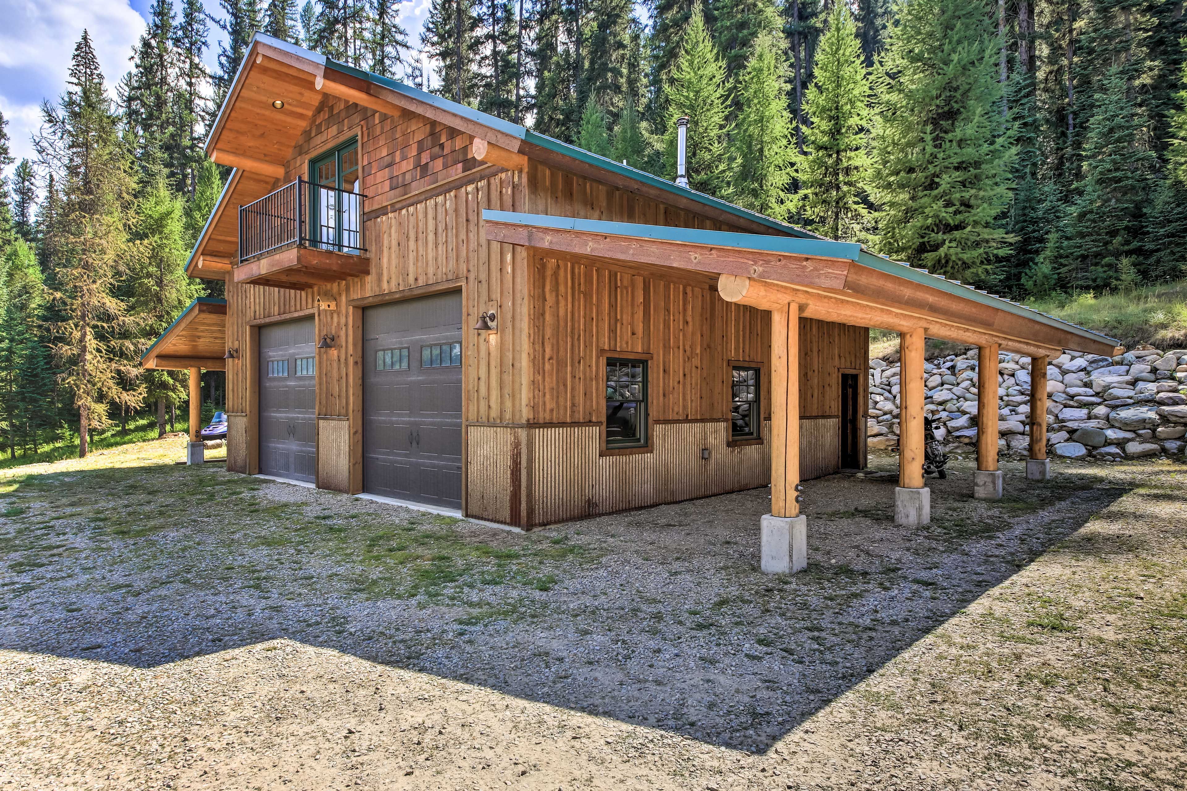Game Room/Garage Exterior