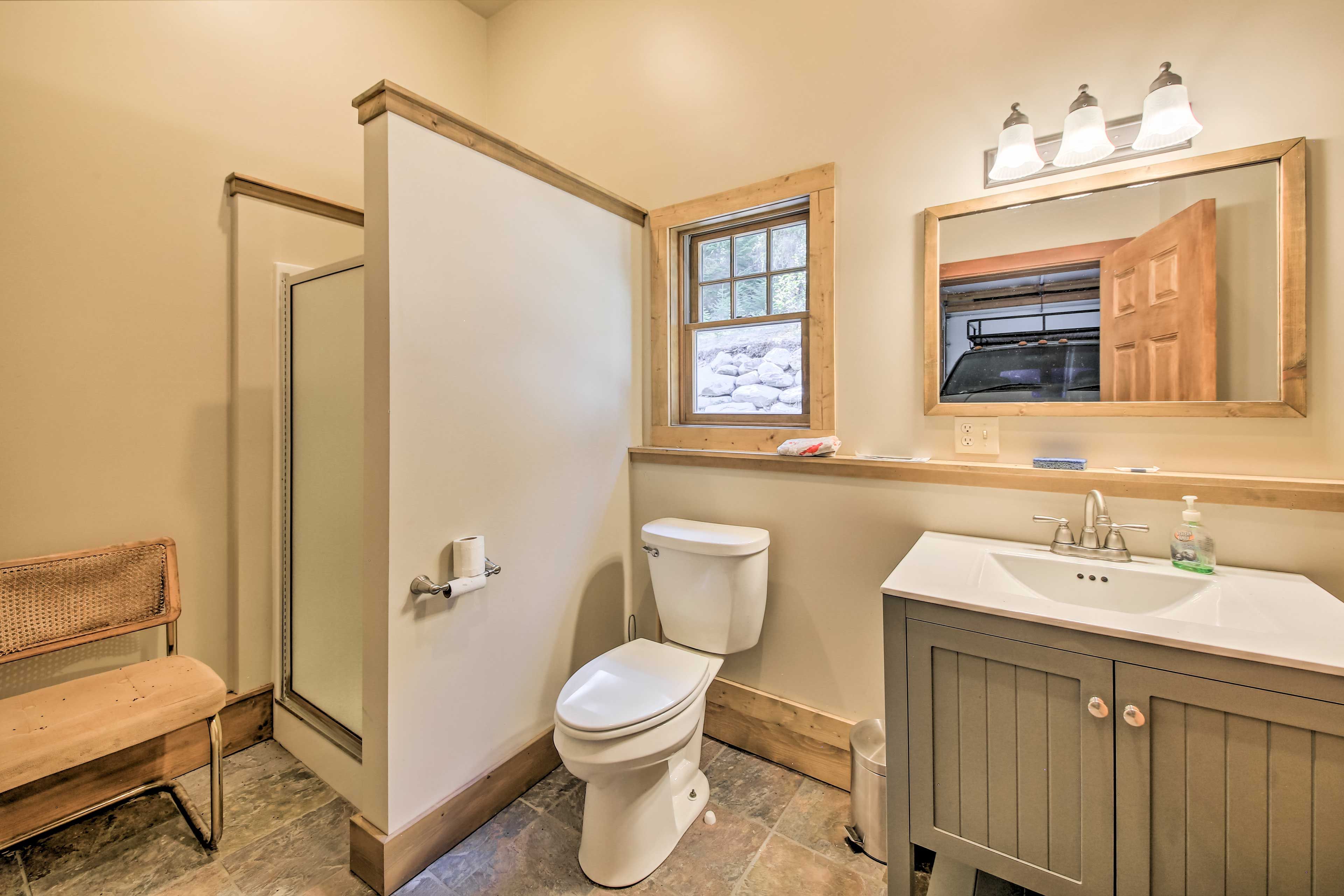 Full Bathroom