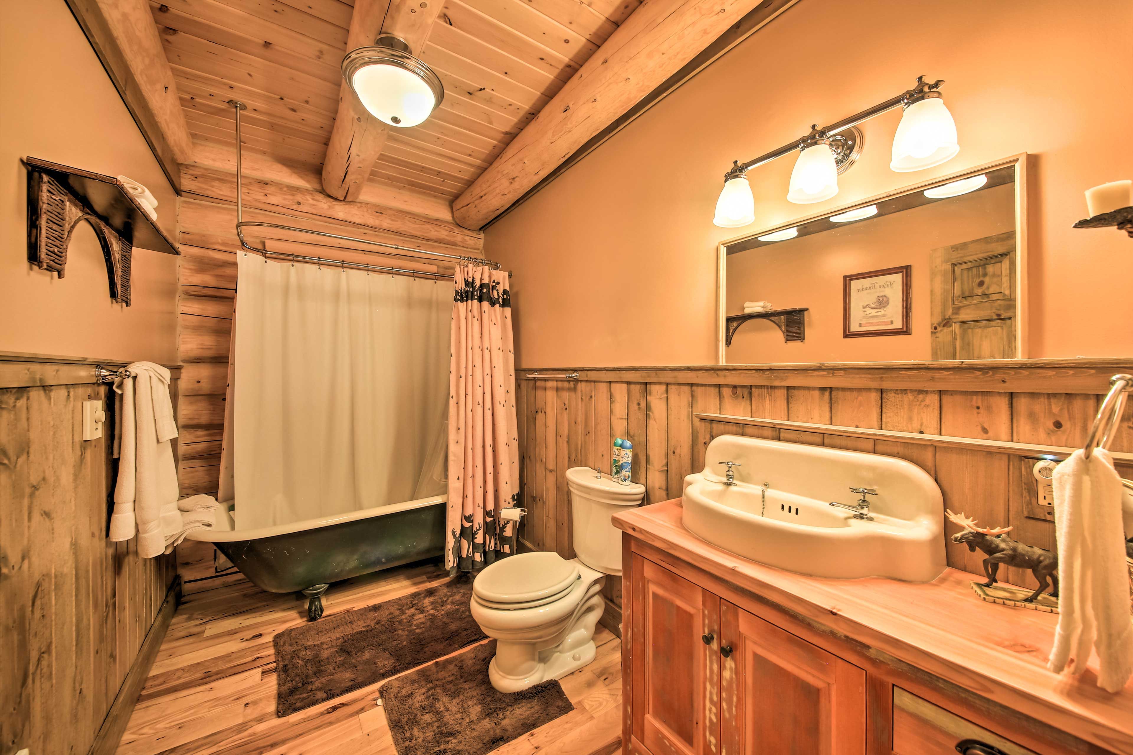 Full Bathroom