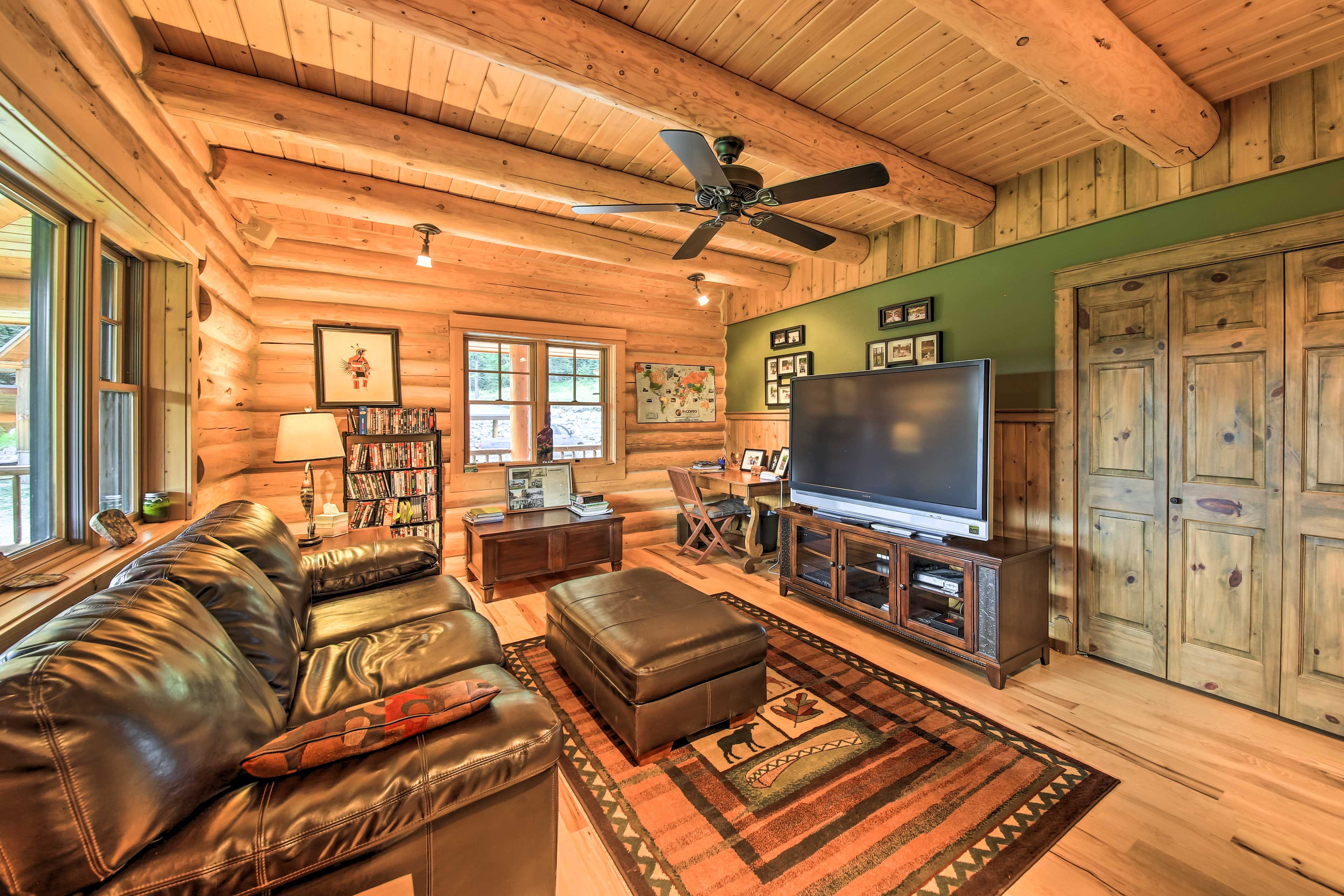 TV Room | Full Sleeper Sofa | Books | Central A/C & Heat | Towels & Linens