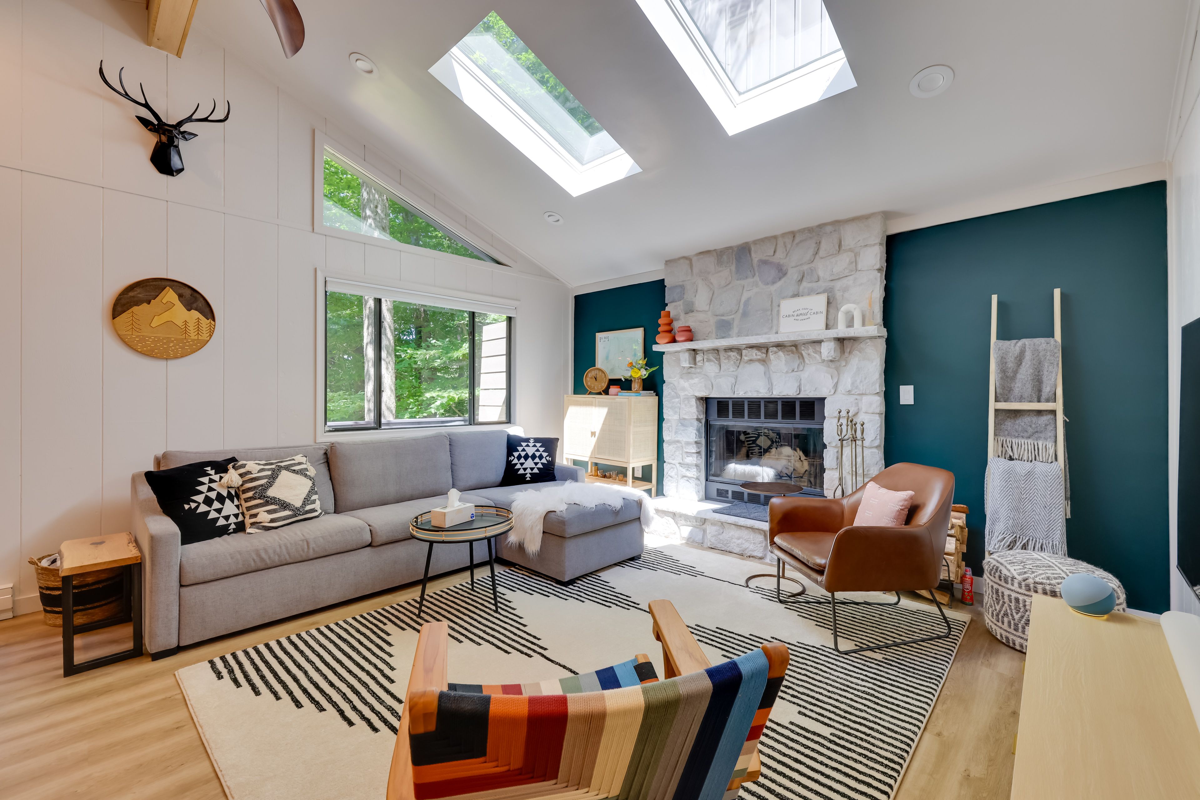 Living Room | Queen Sleeper Sofa | Smart TV | Sonos Sound System