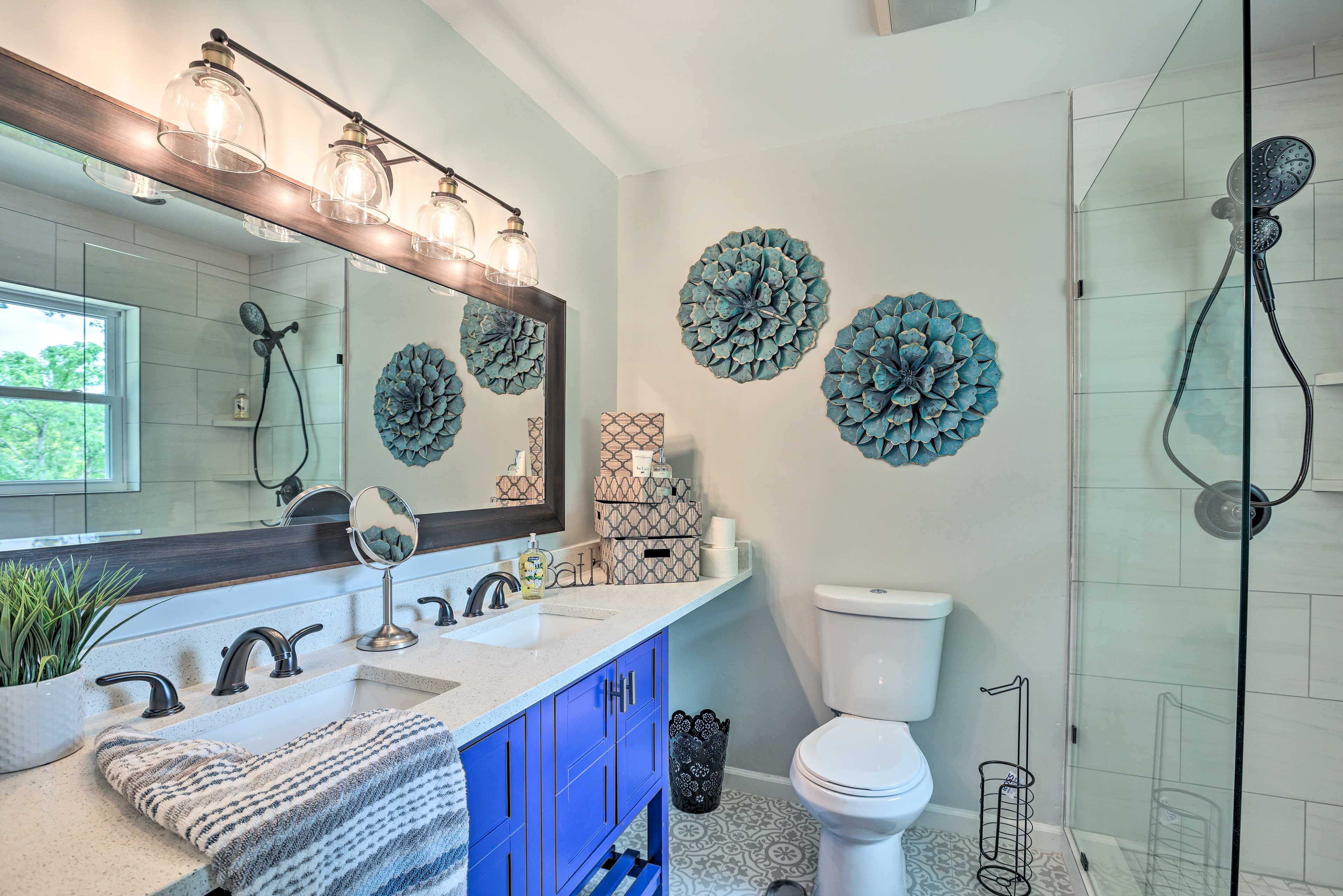 Full En-Suite Bathroom | Complimentary Toiletries