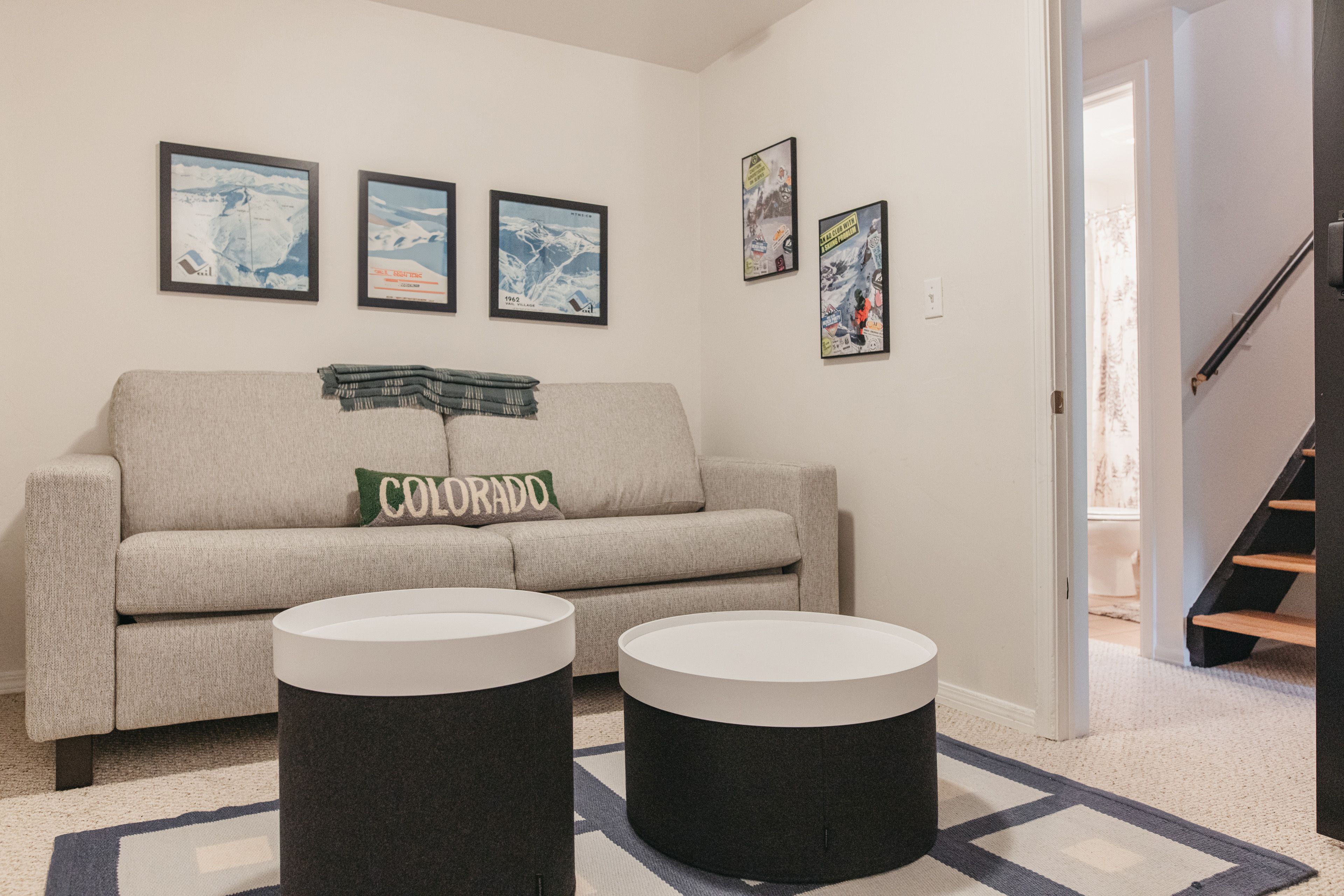 Living Area | Smart TV