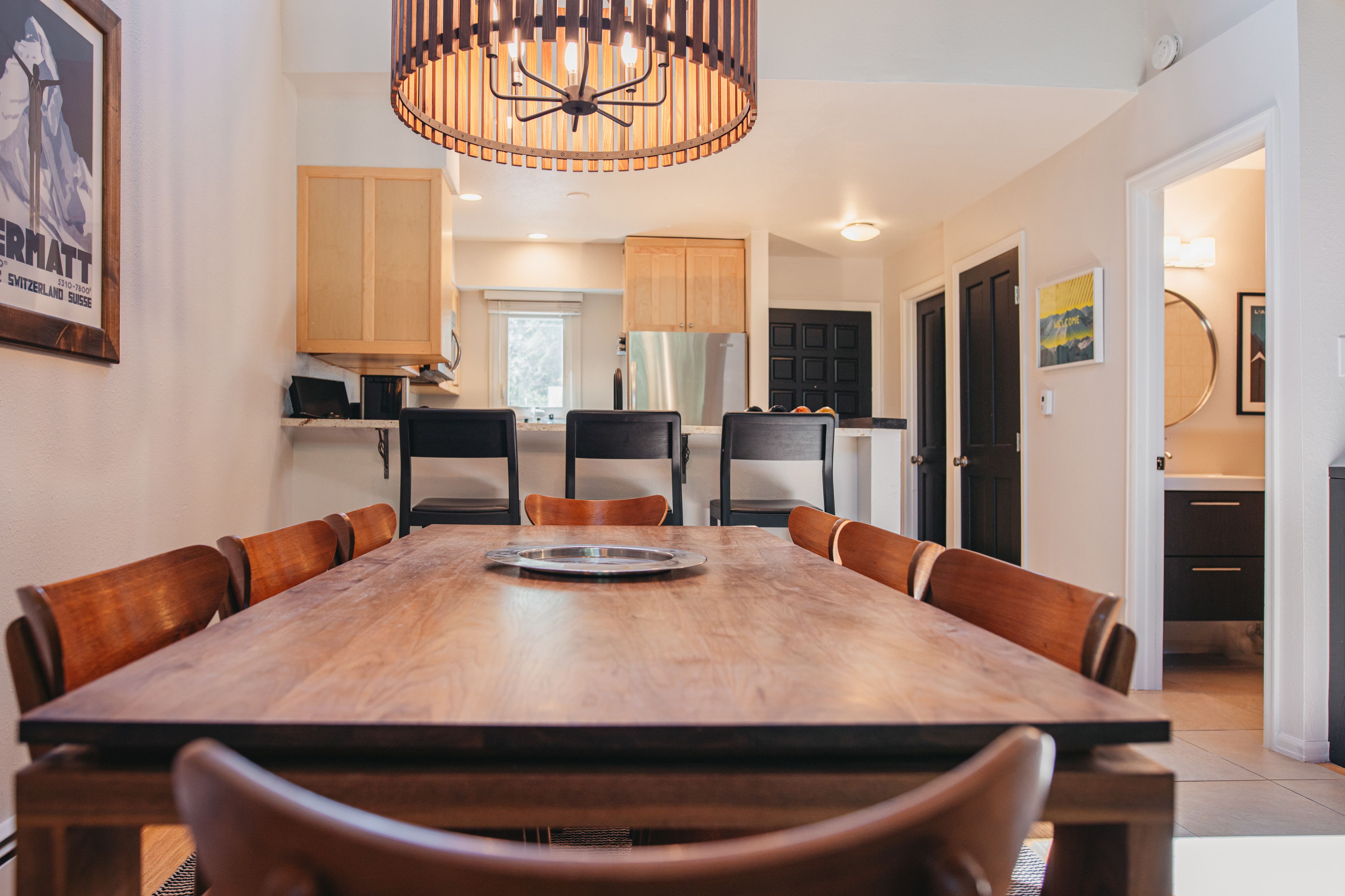Dining Area | Full Kitchen