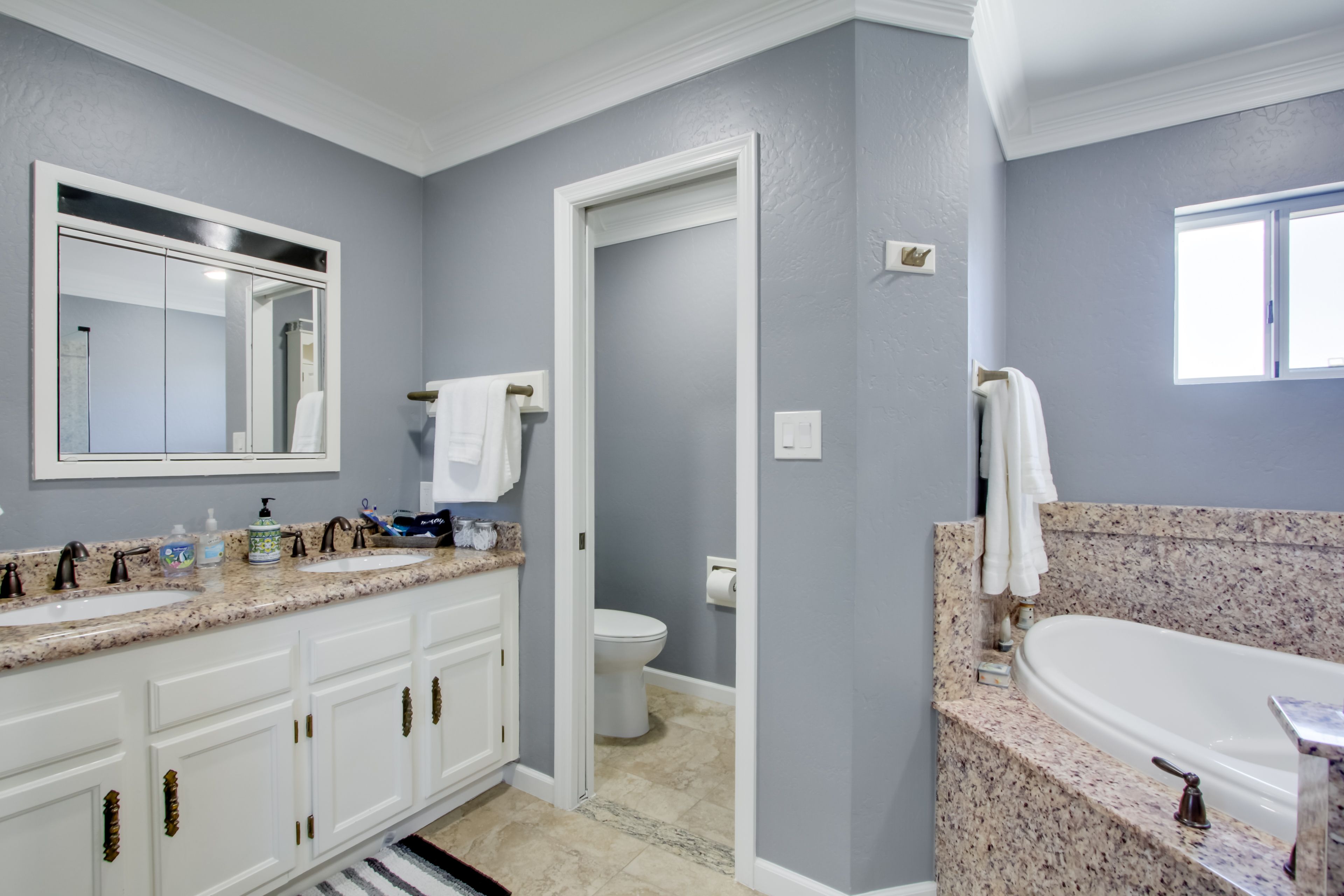 En-Suite Bathroom | 2nd Floor | Complimentary Toiletries | Towels Provided