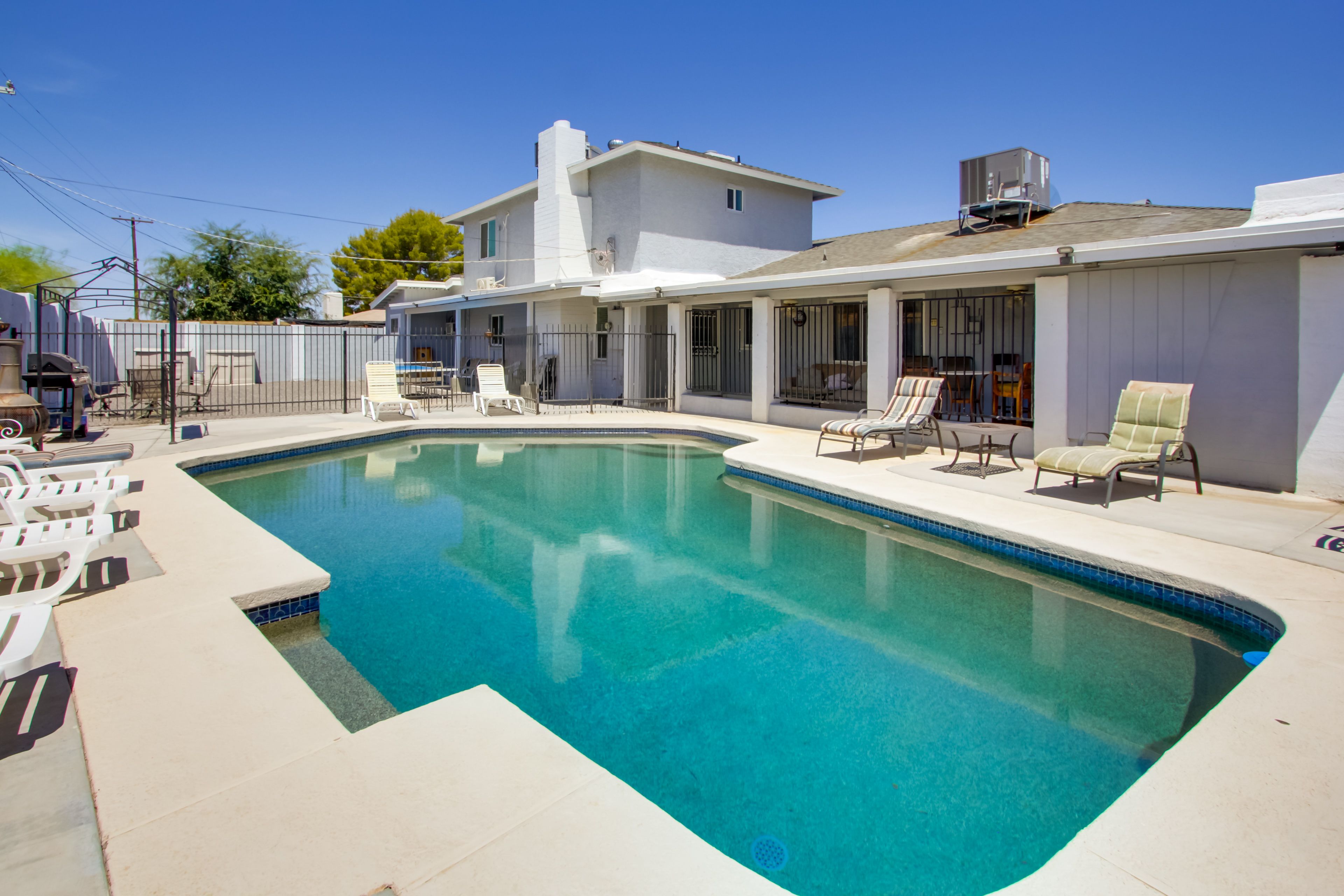 Pool (Heated w/ Fee) | Gas Grill