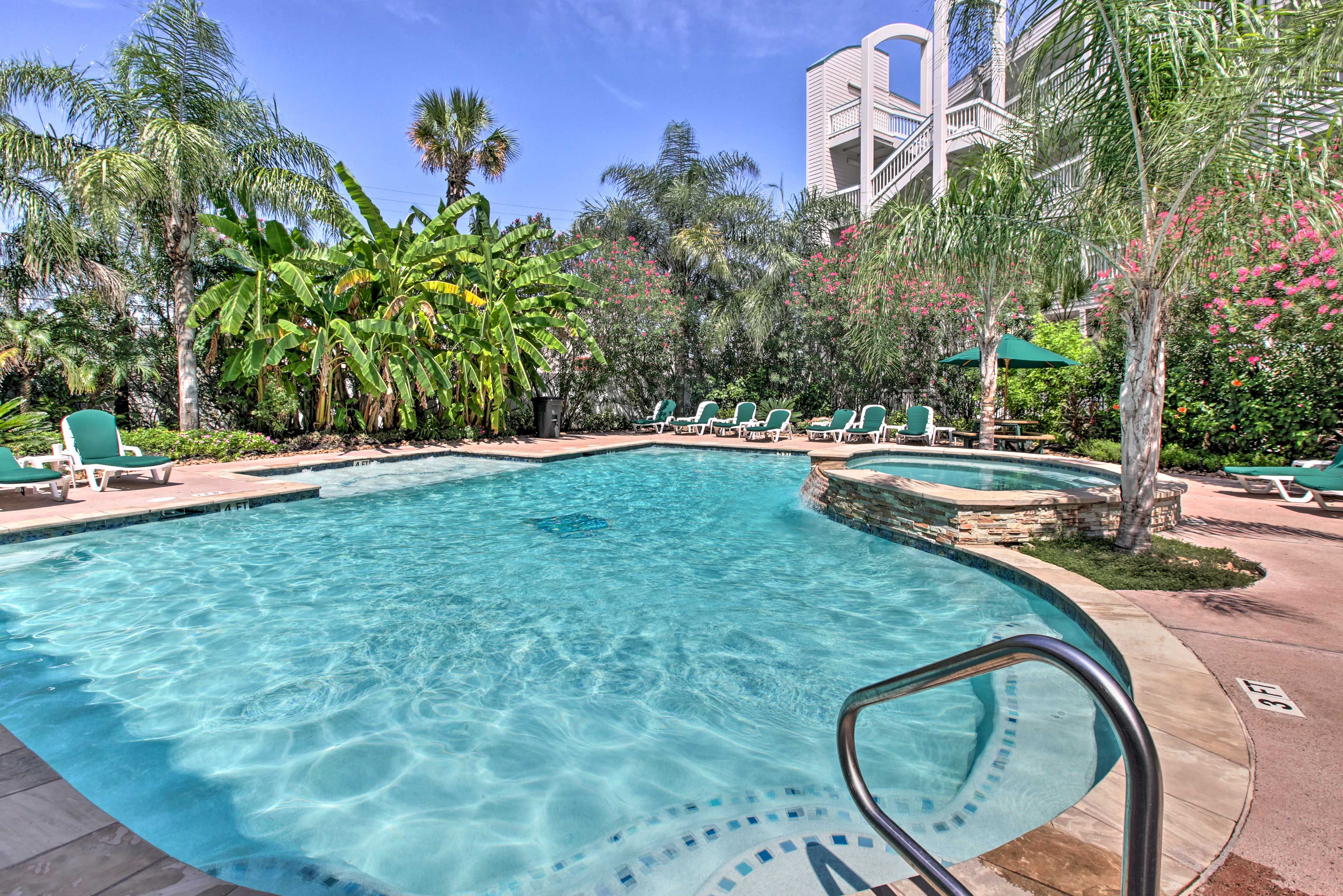 Community Pool 1 | Hot Tub | Lounge Chairs