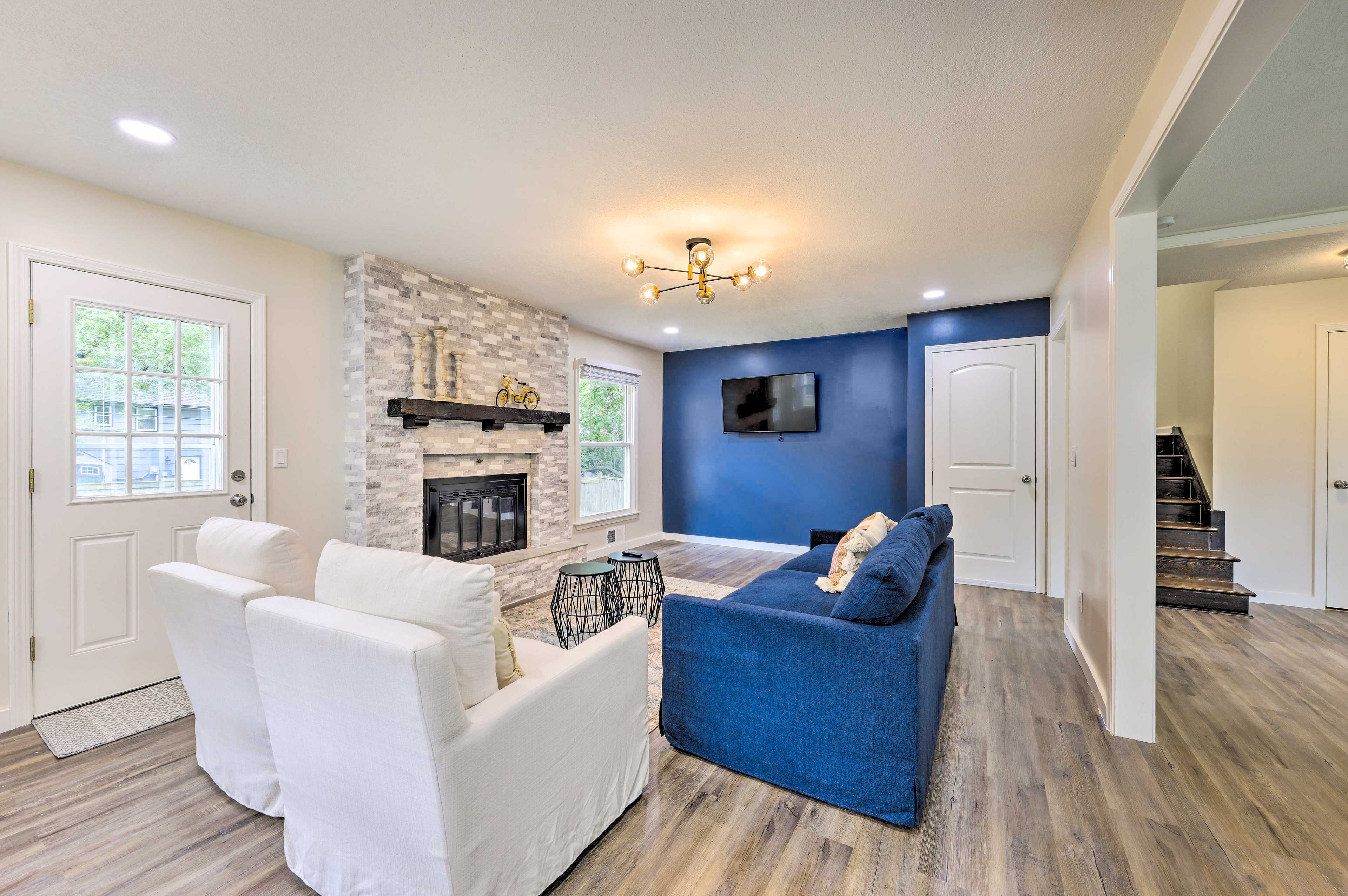 Overland Park Vacation Rental | 4BR | 4BA | Stairs Required | 2,460 Sq Ft