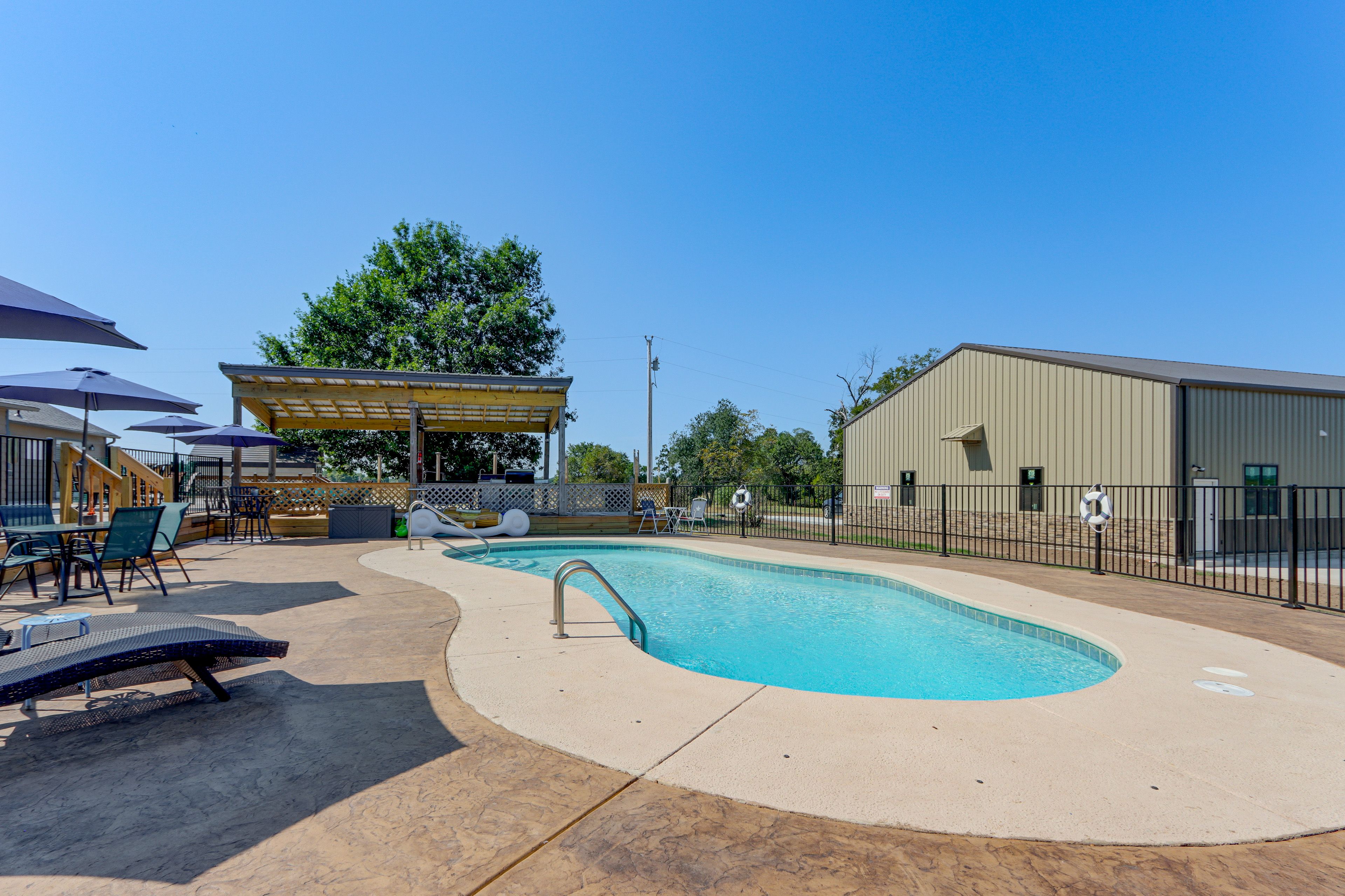 Private Pool