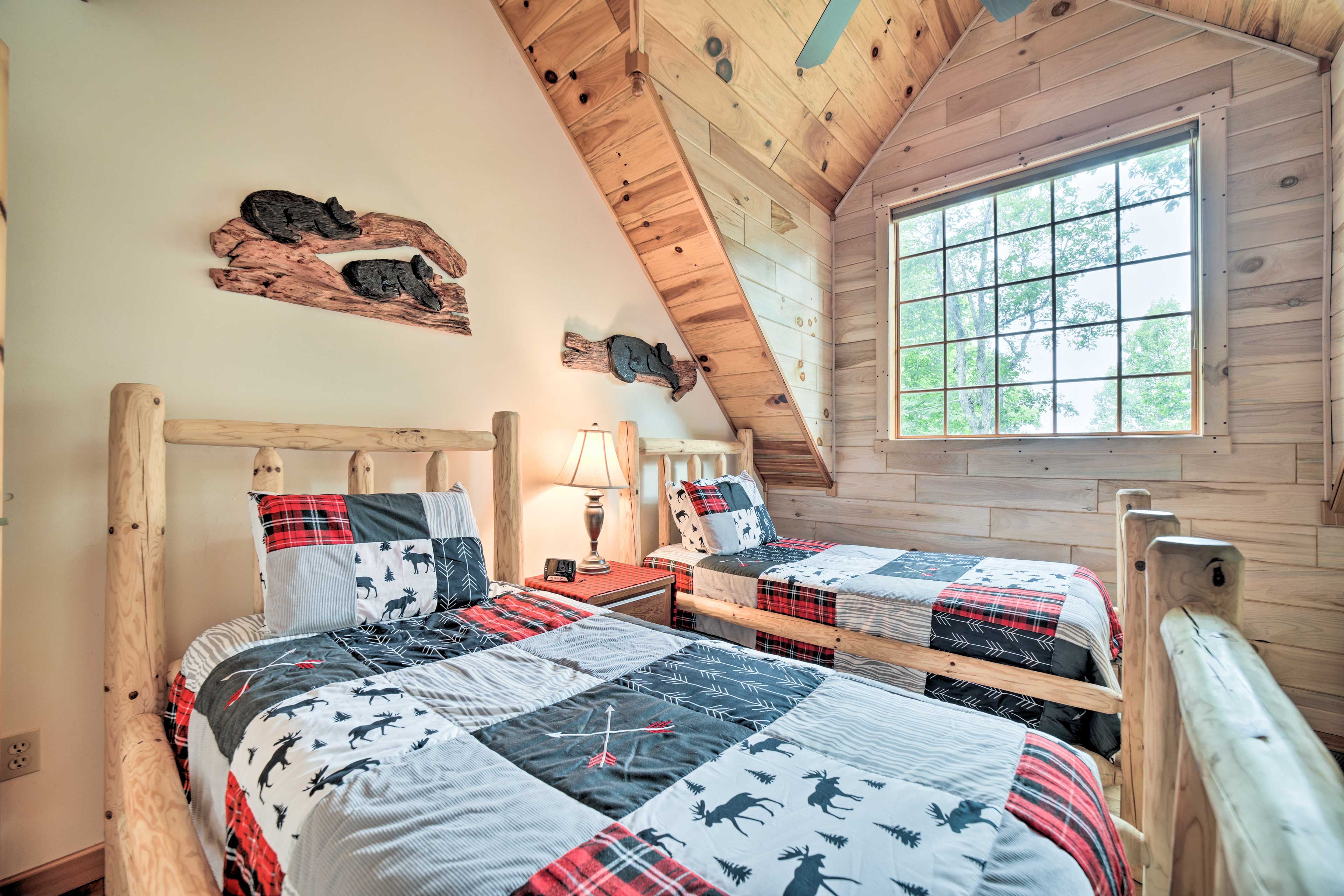 Bedroom 2 | 2 Twin Beds