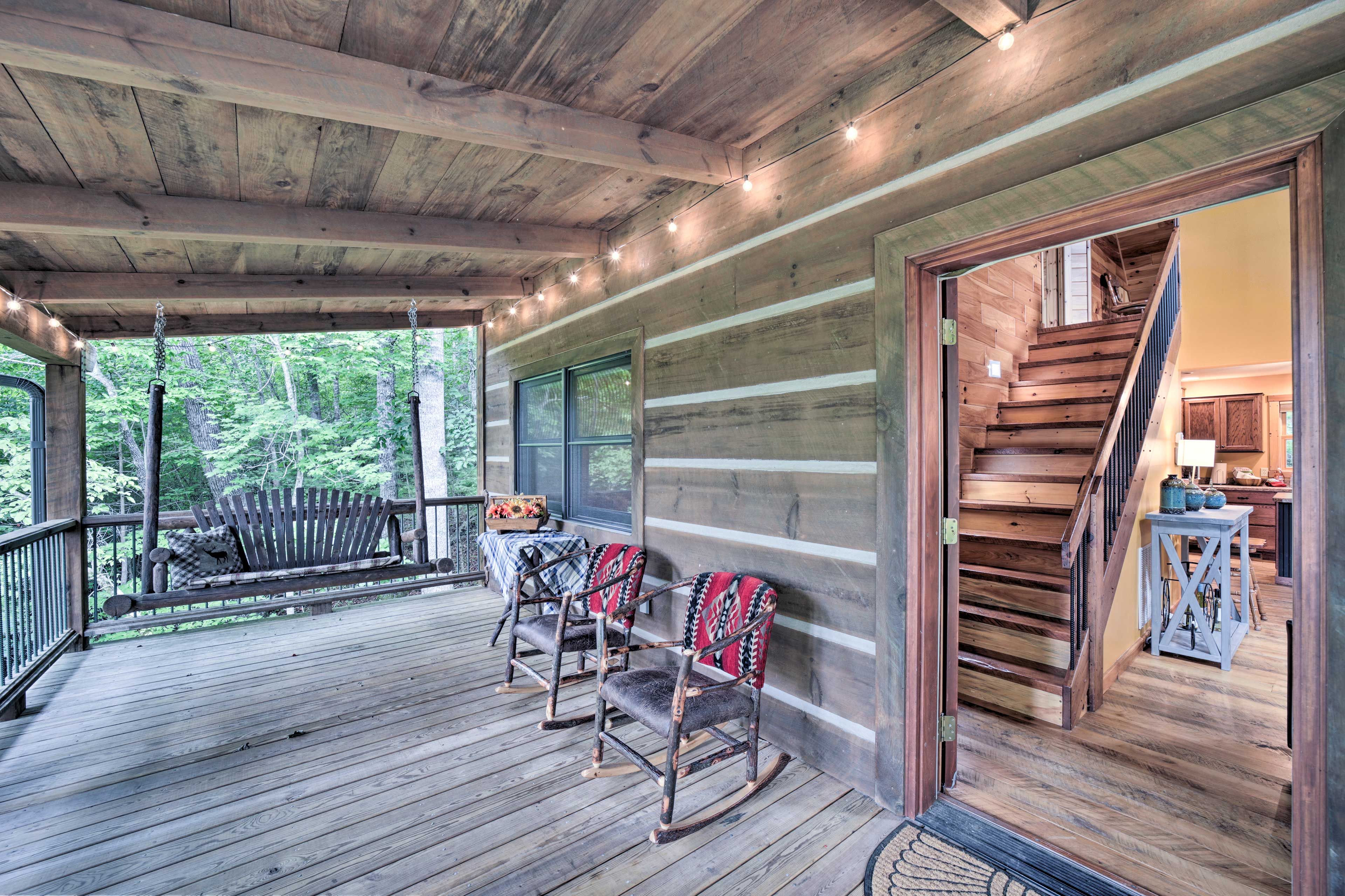 Covered Porch | Outdoor Seating | Gas Grill