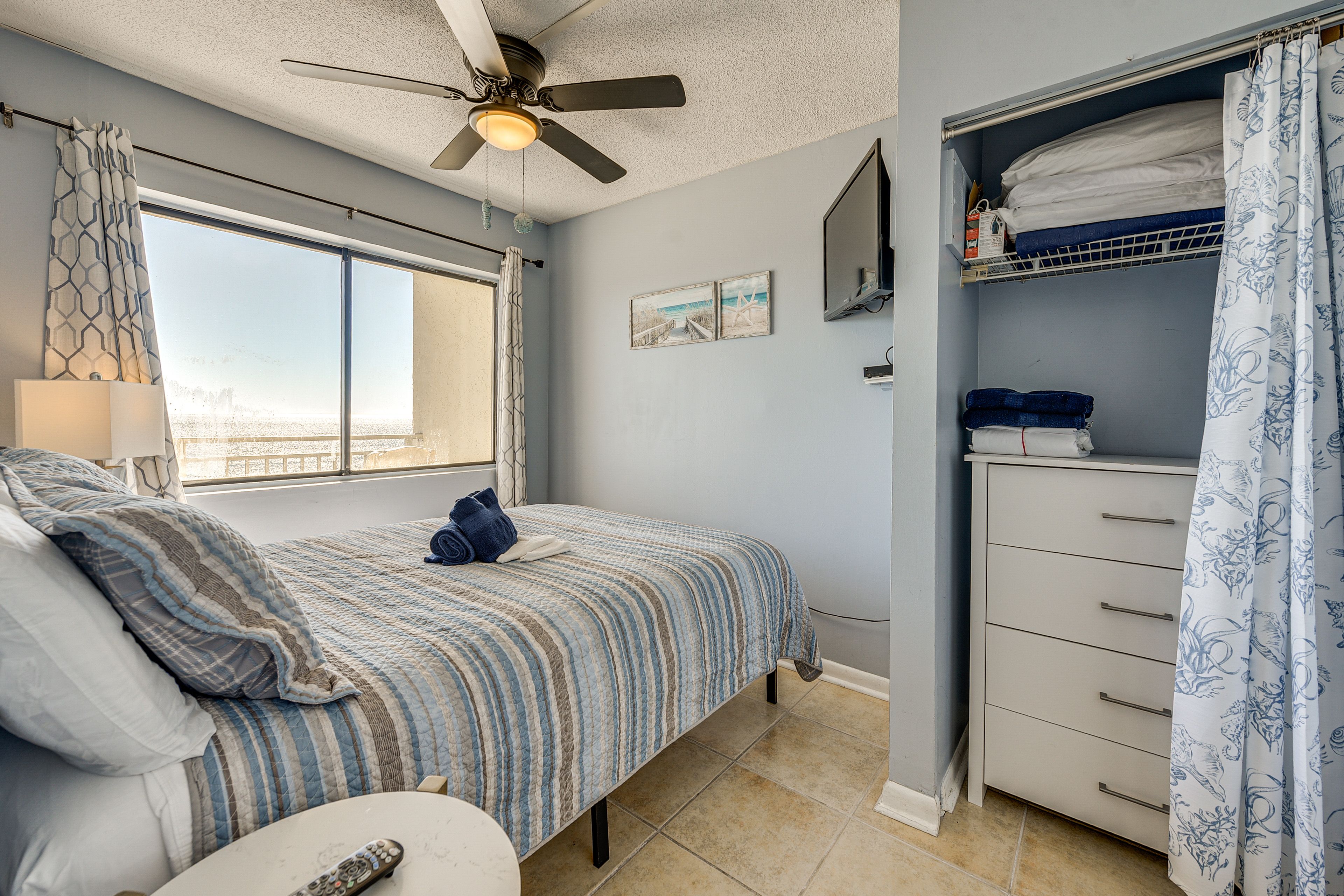 Bedroom 1 | Queen Bed | Linens Provided | Flat-Screen Cable TV