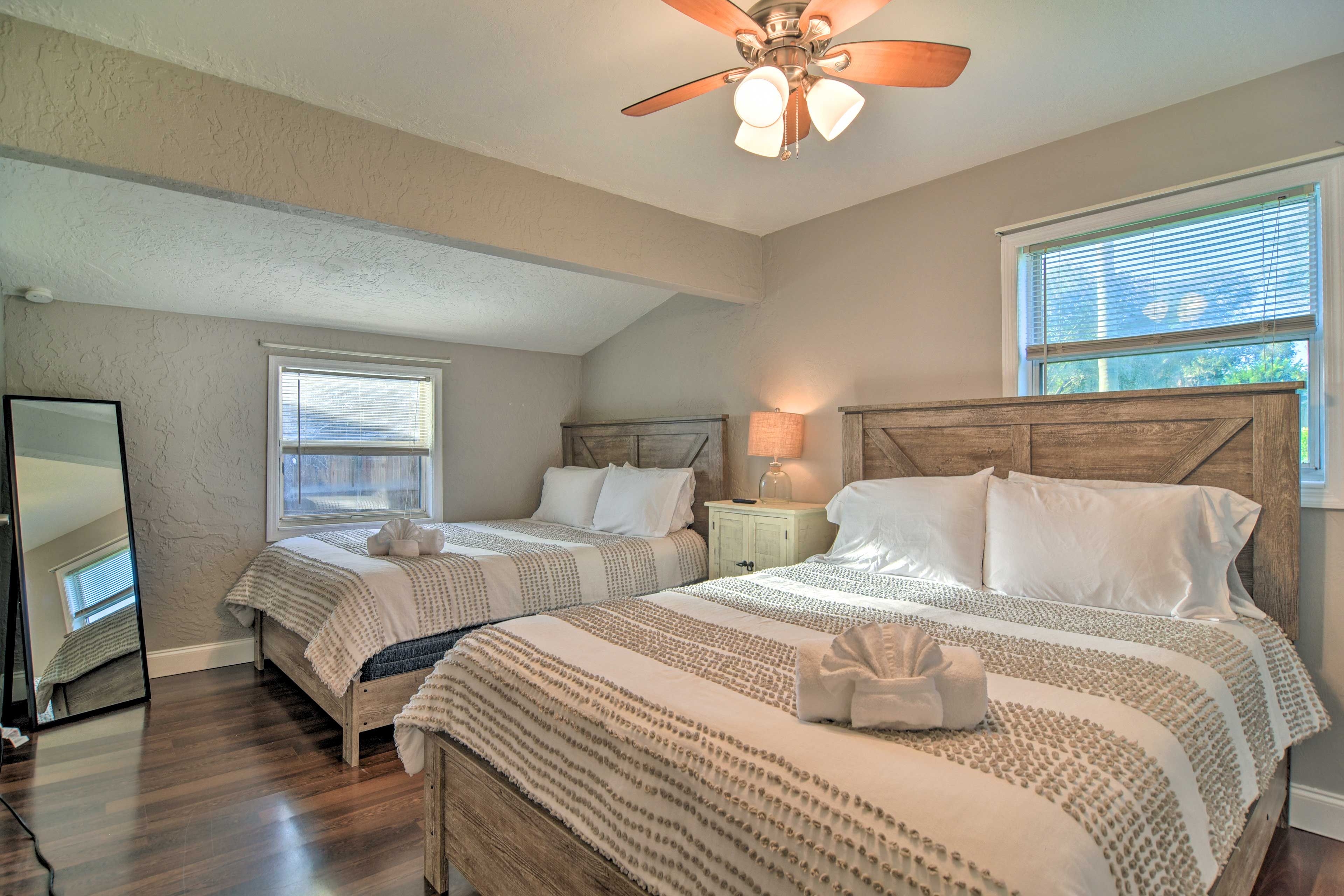Bedroom 2 | 2 Queen Beds
