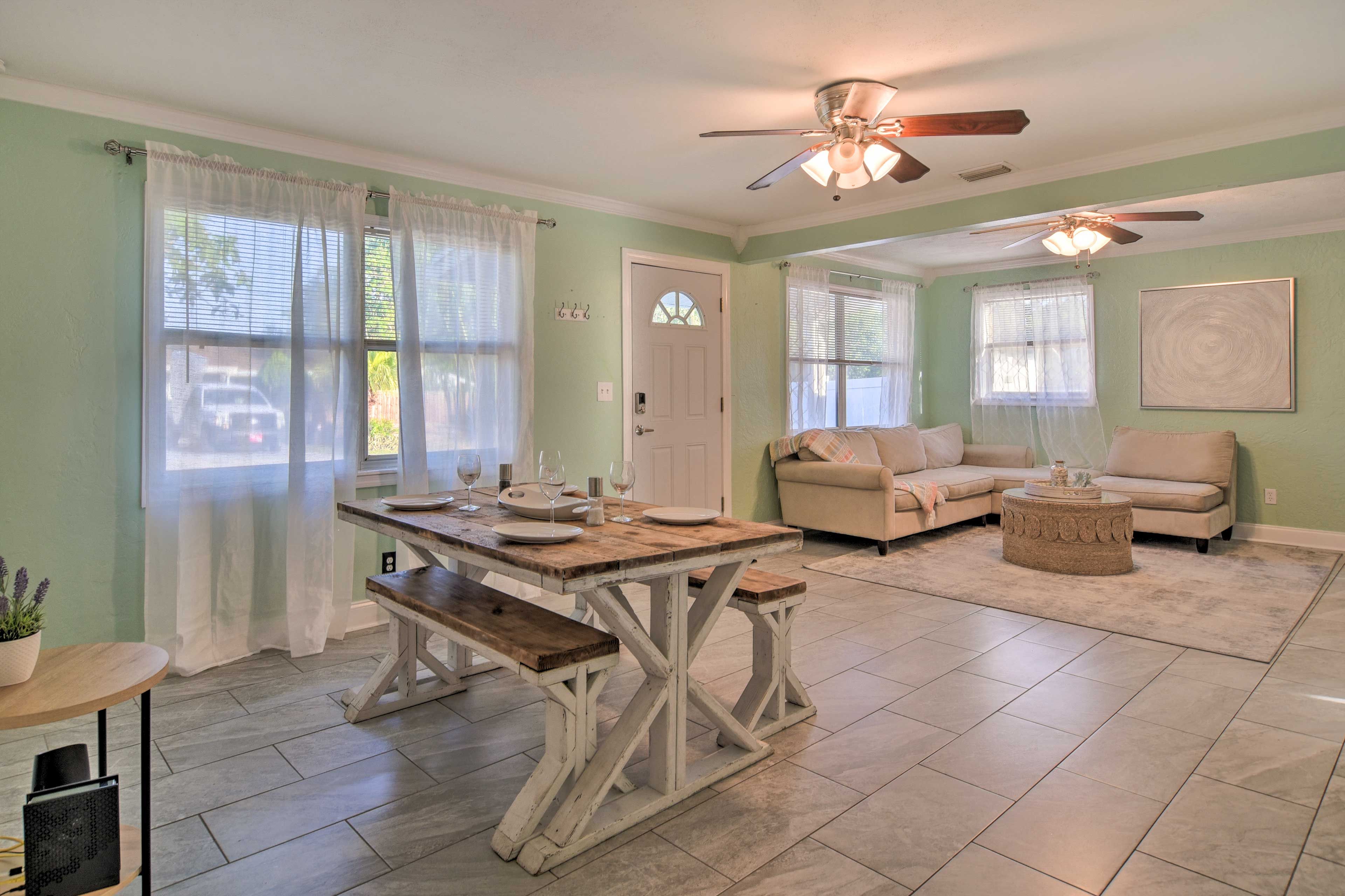 Dining Room | Single-Story House | Newly Renovated