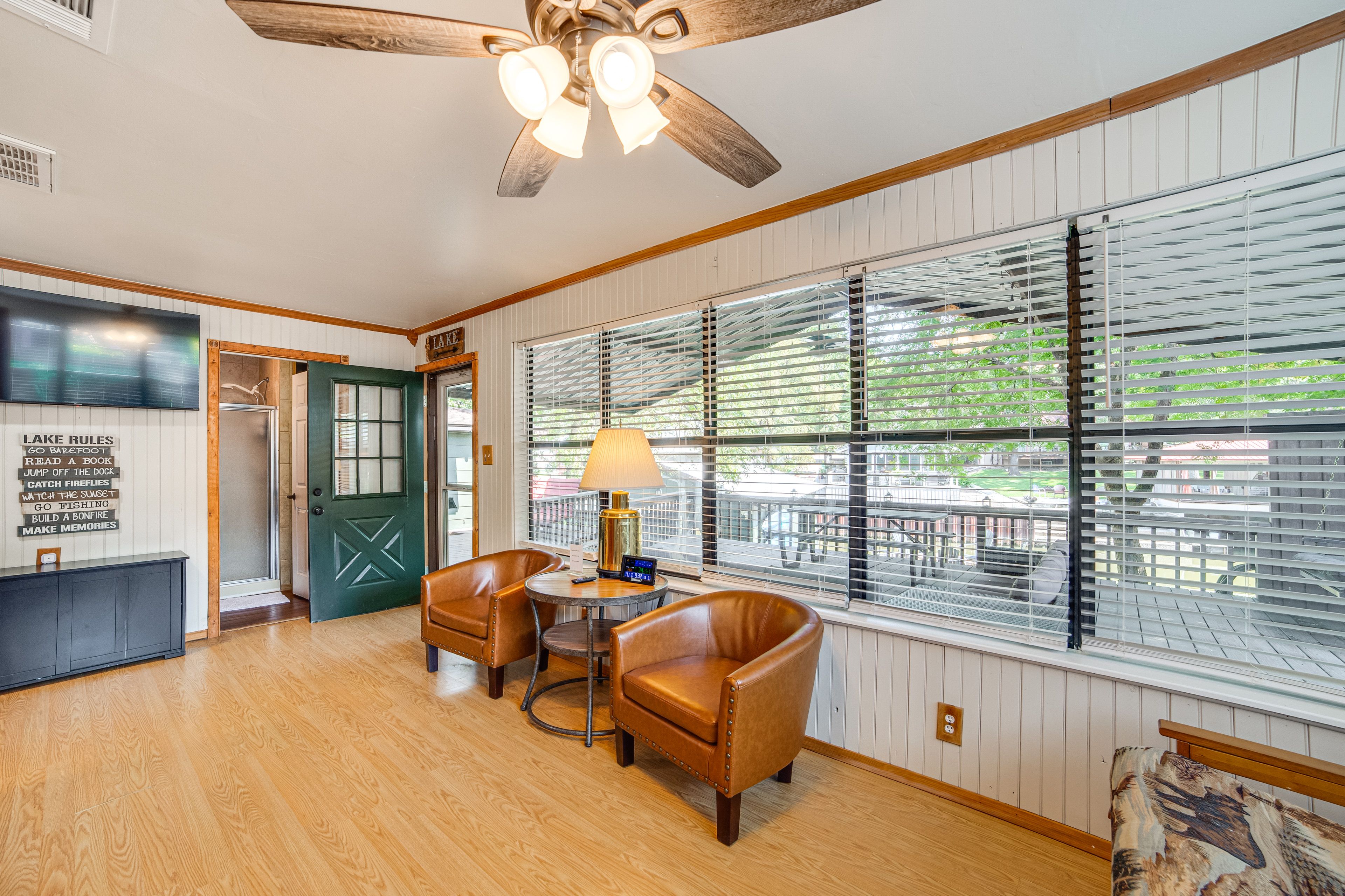 Sunroom | Smart TV | Water Views