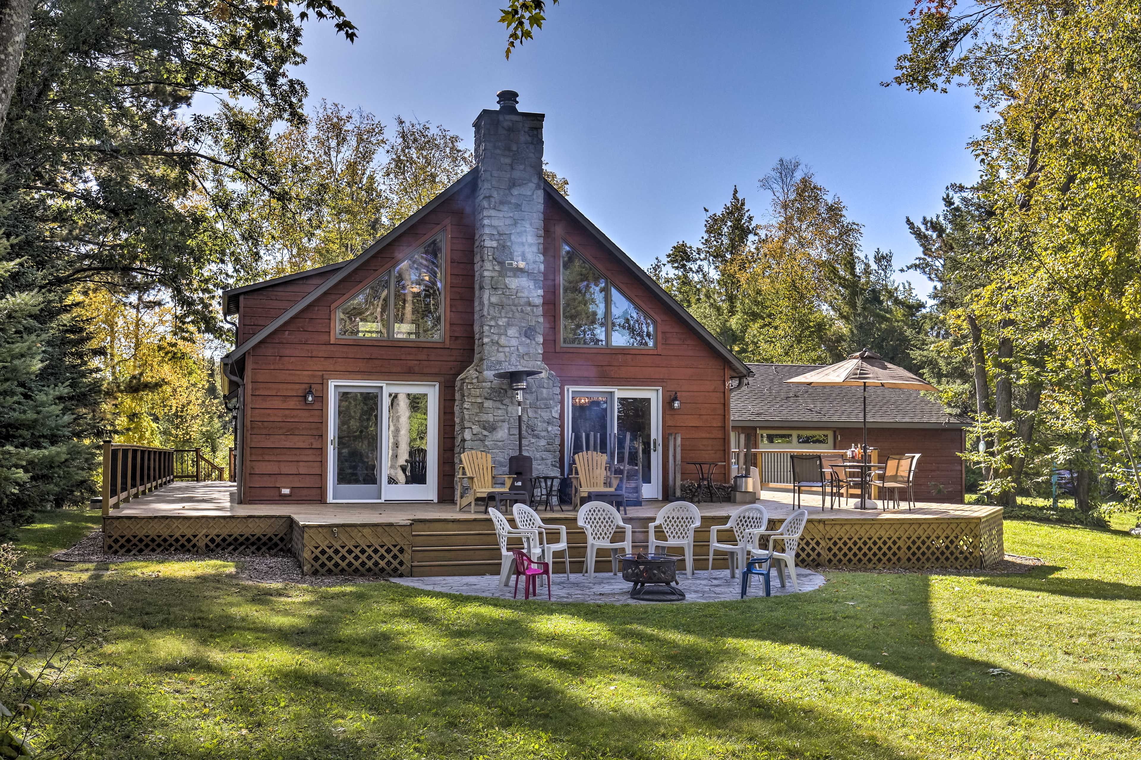 Elcho Vacation Rental | 2BR | 2BA | 1,800 Sq Ft | Stairs Required for Access