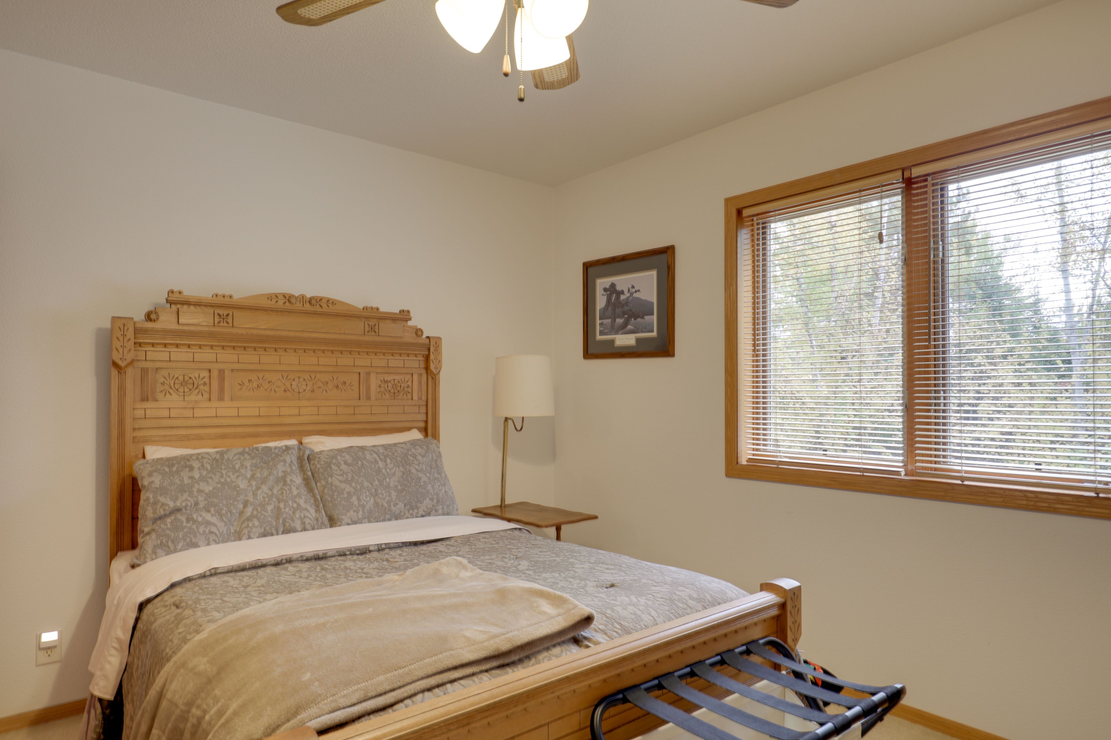 Bedroom 2 | Full Bed | 1st Floor