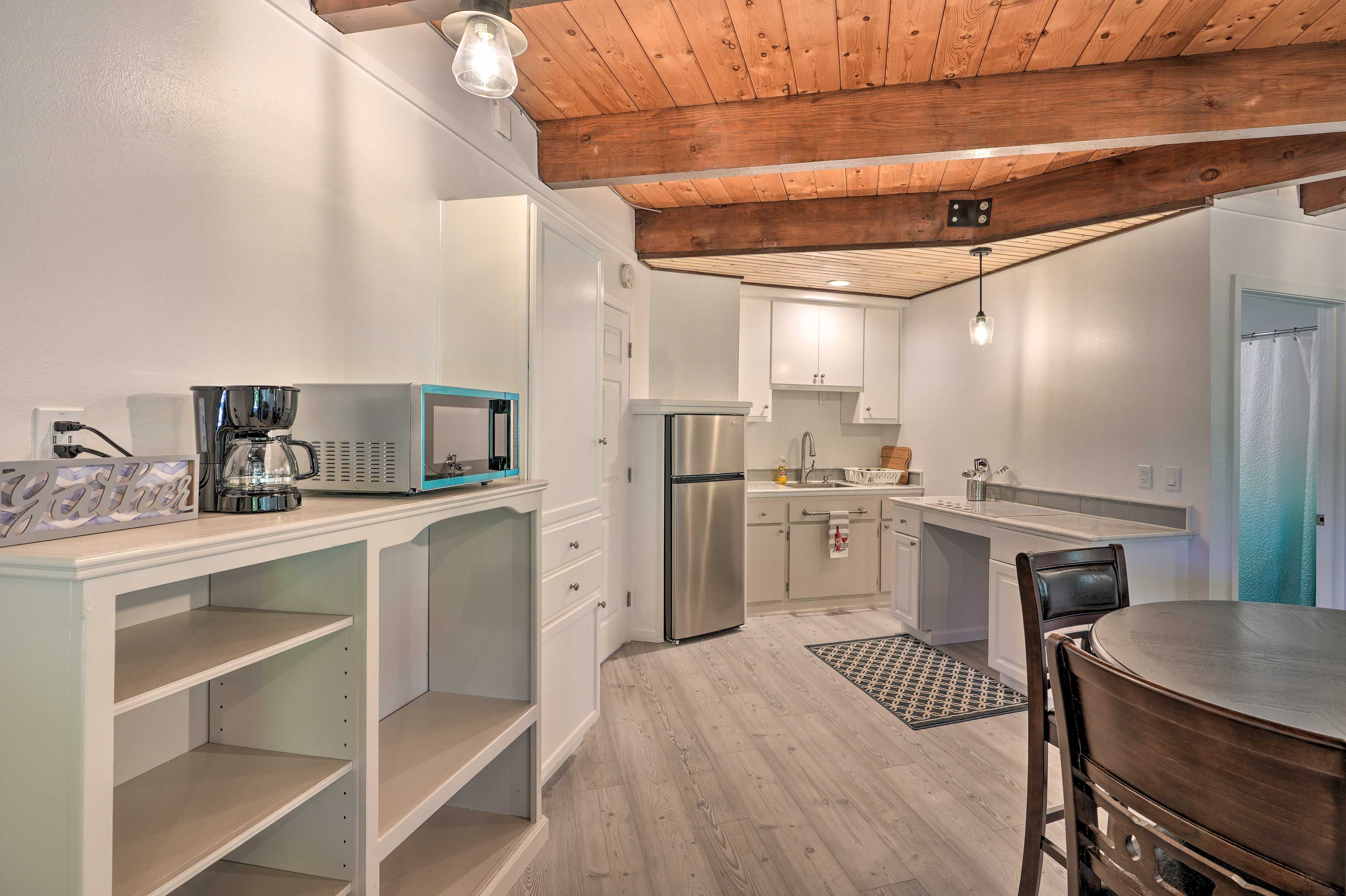 Kitchenette | Lower Level