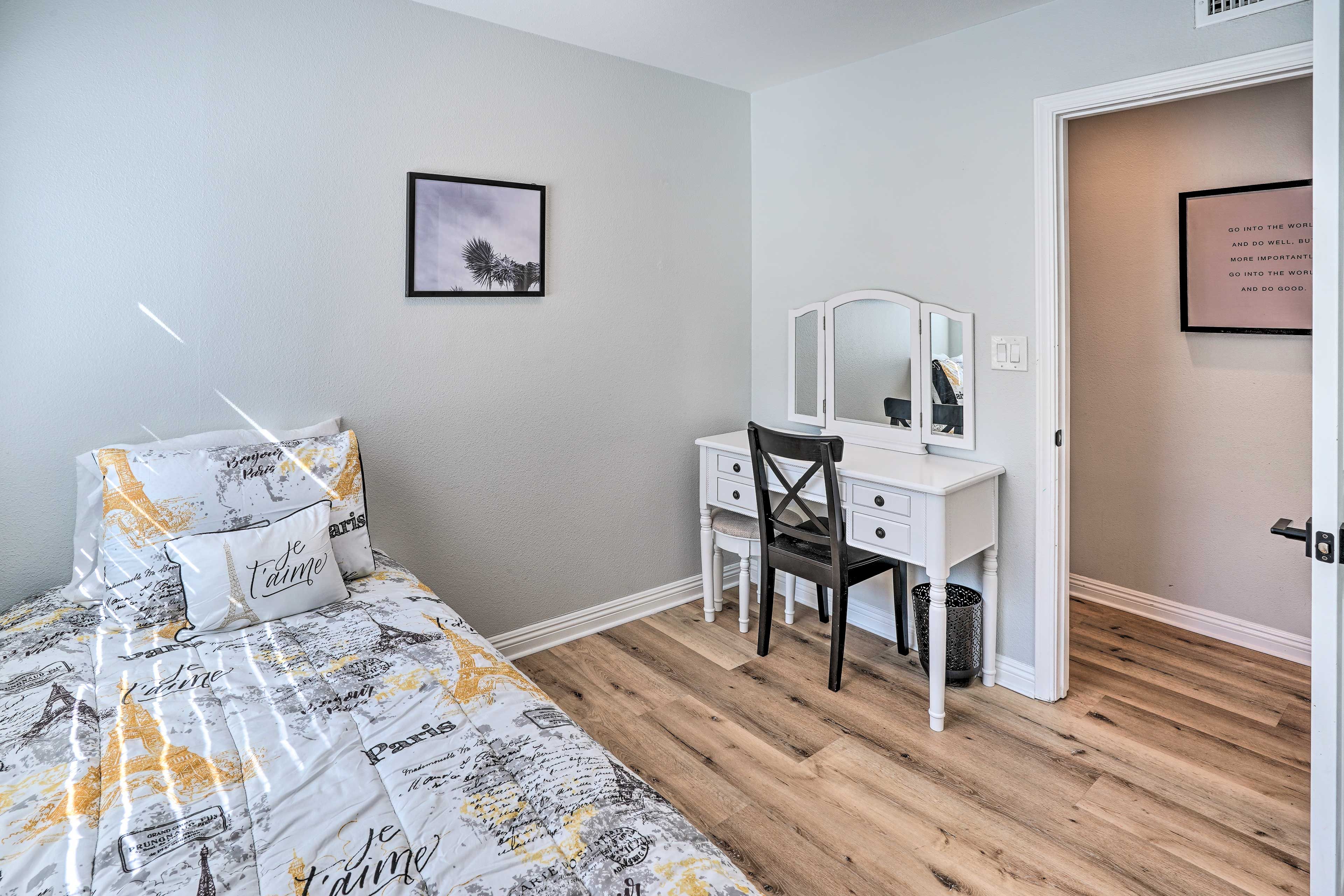Bedroom 4 | Twin Bed