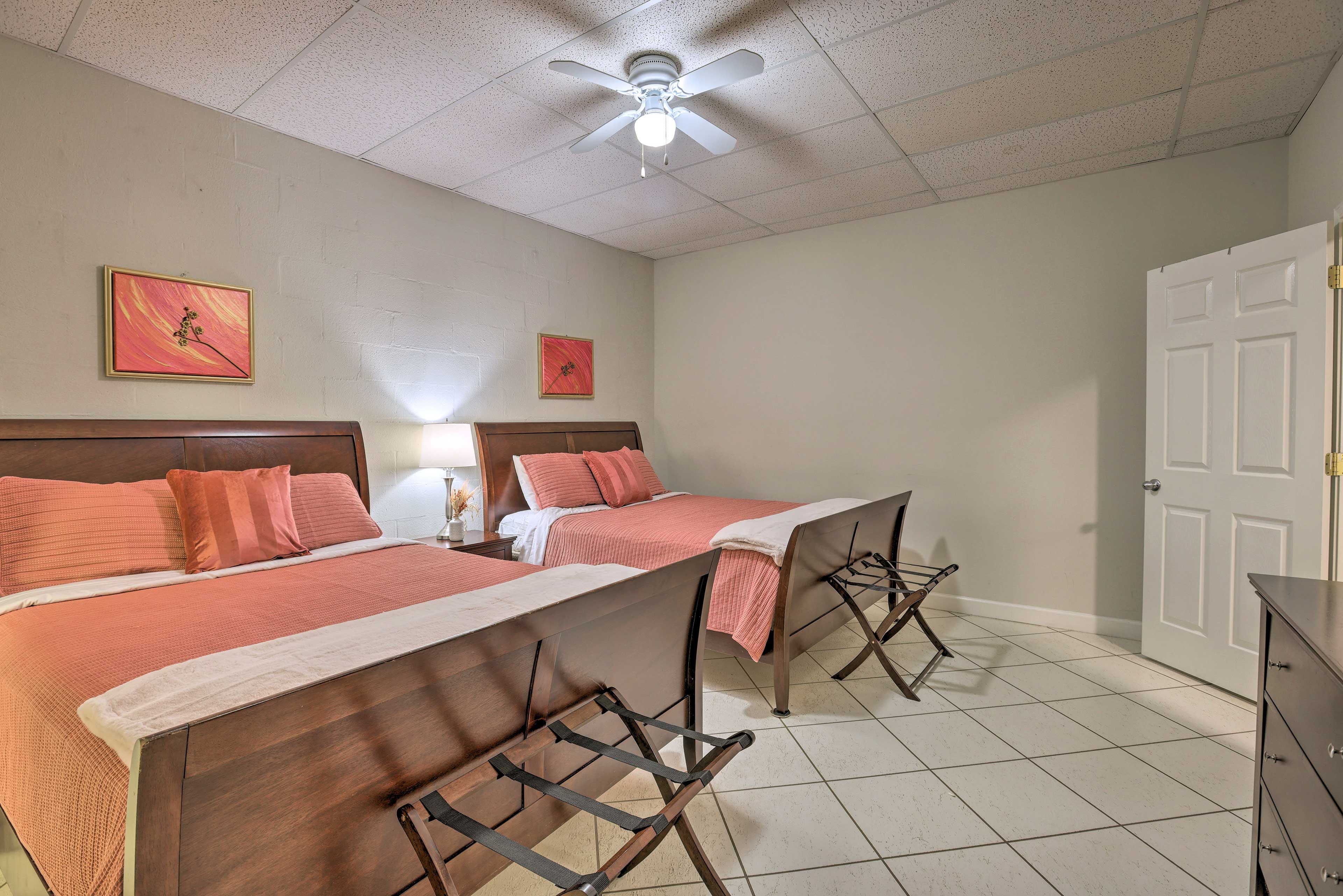 Bedroom 3 | 2 Full Beds