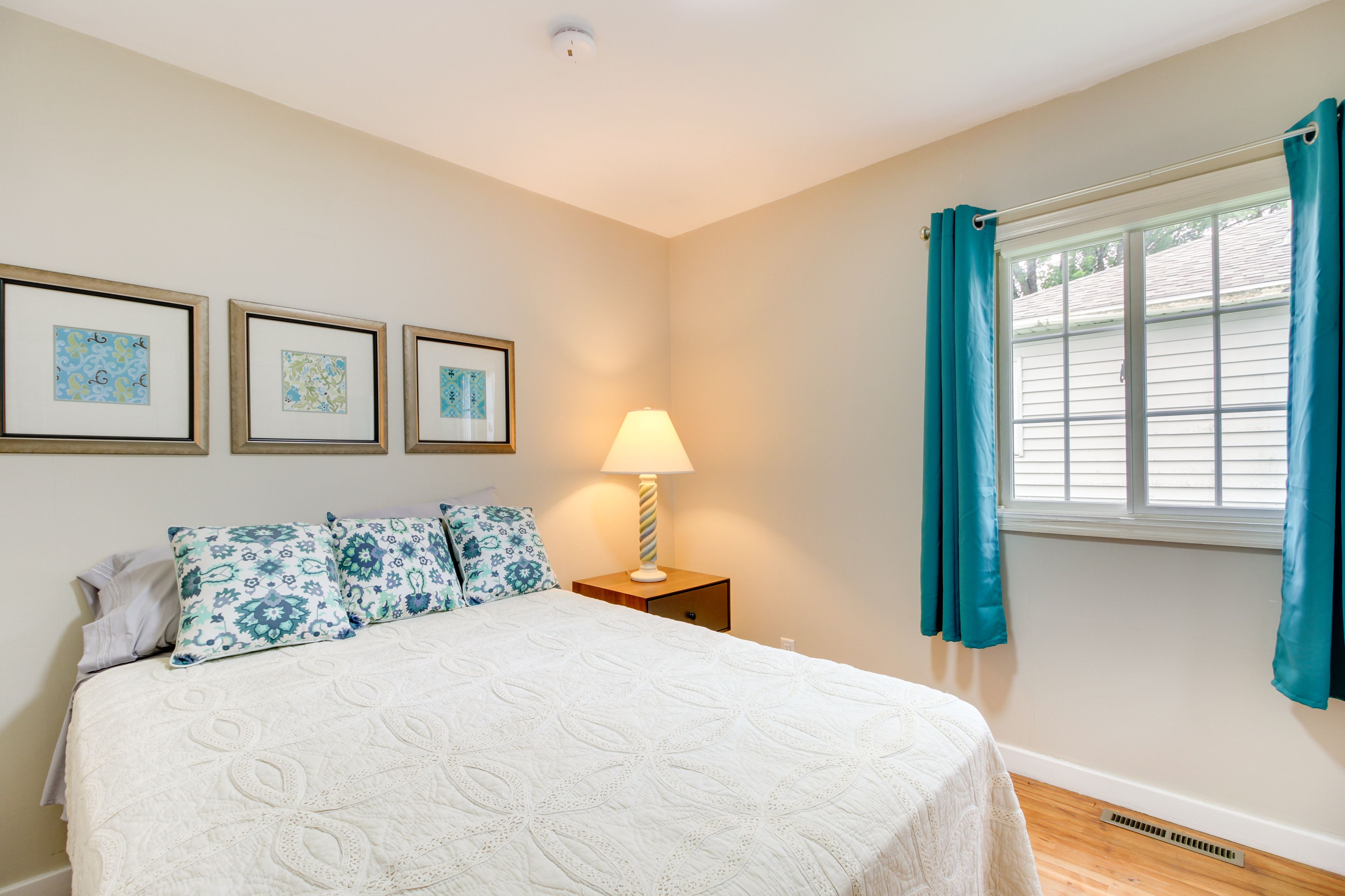 Bedroom 2 | Full Bed | Linens Provided