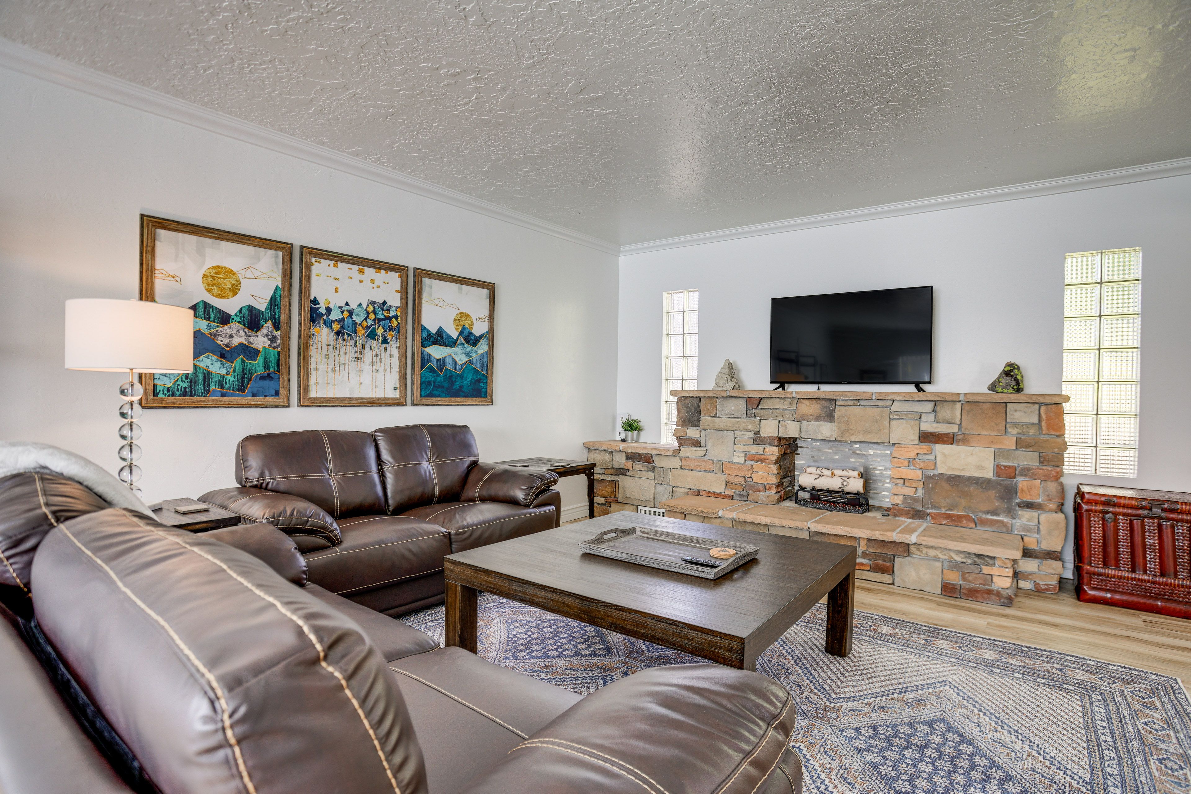 Living Room | Smart TV | Free WiFi | 1st Floor