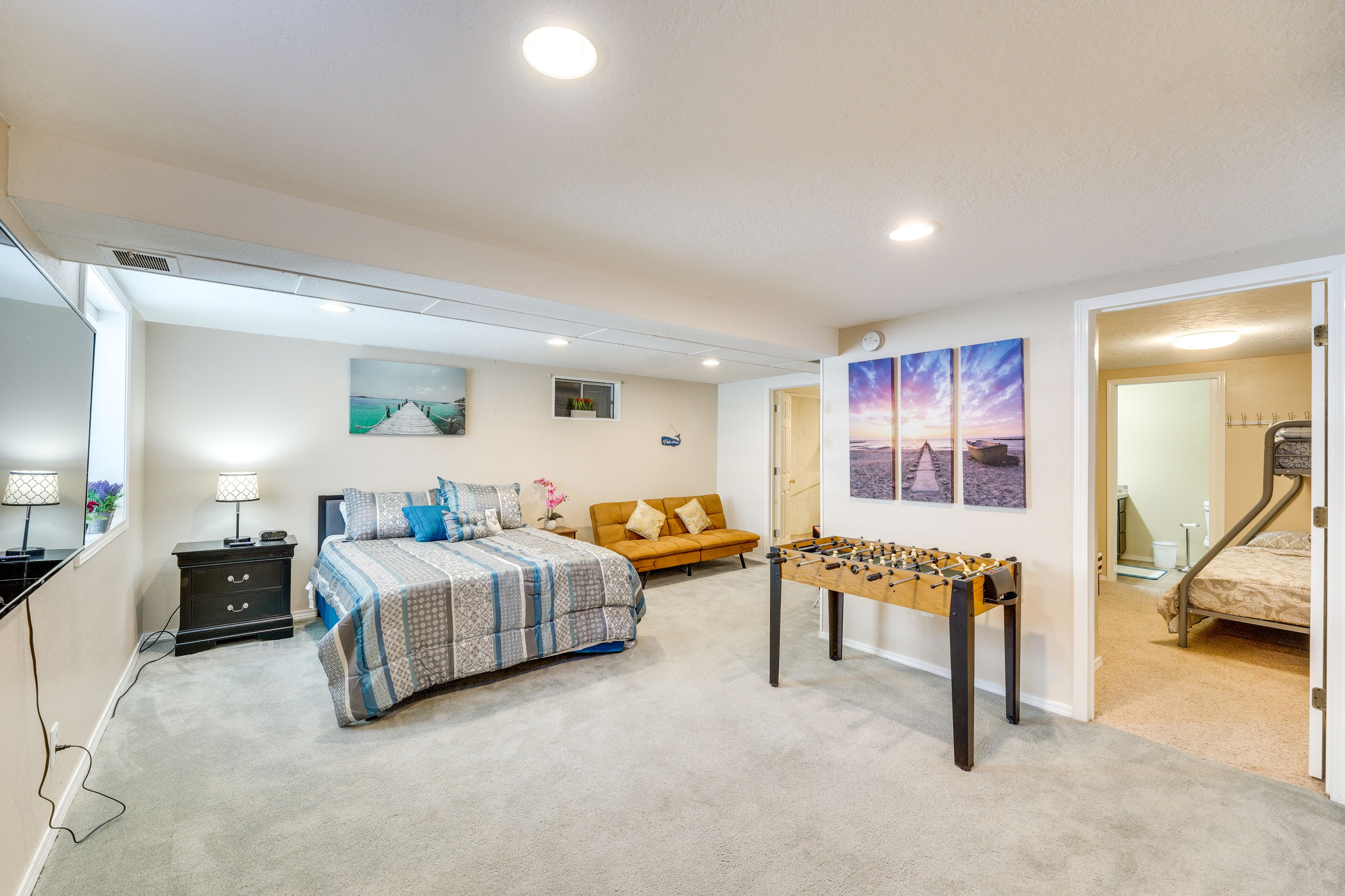 Bedroom 4 | Queen Bed | Smart TV | Basement