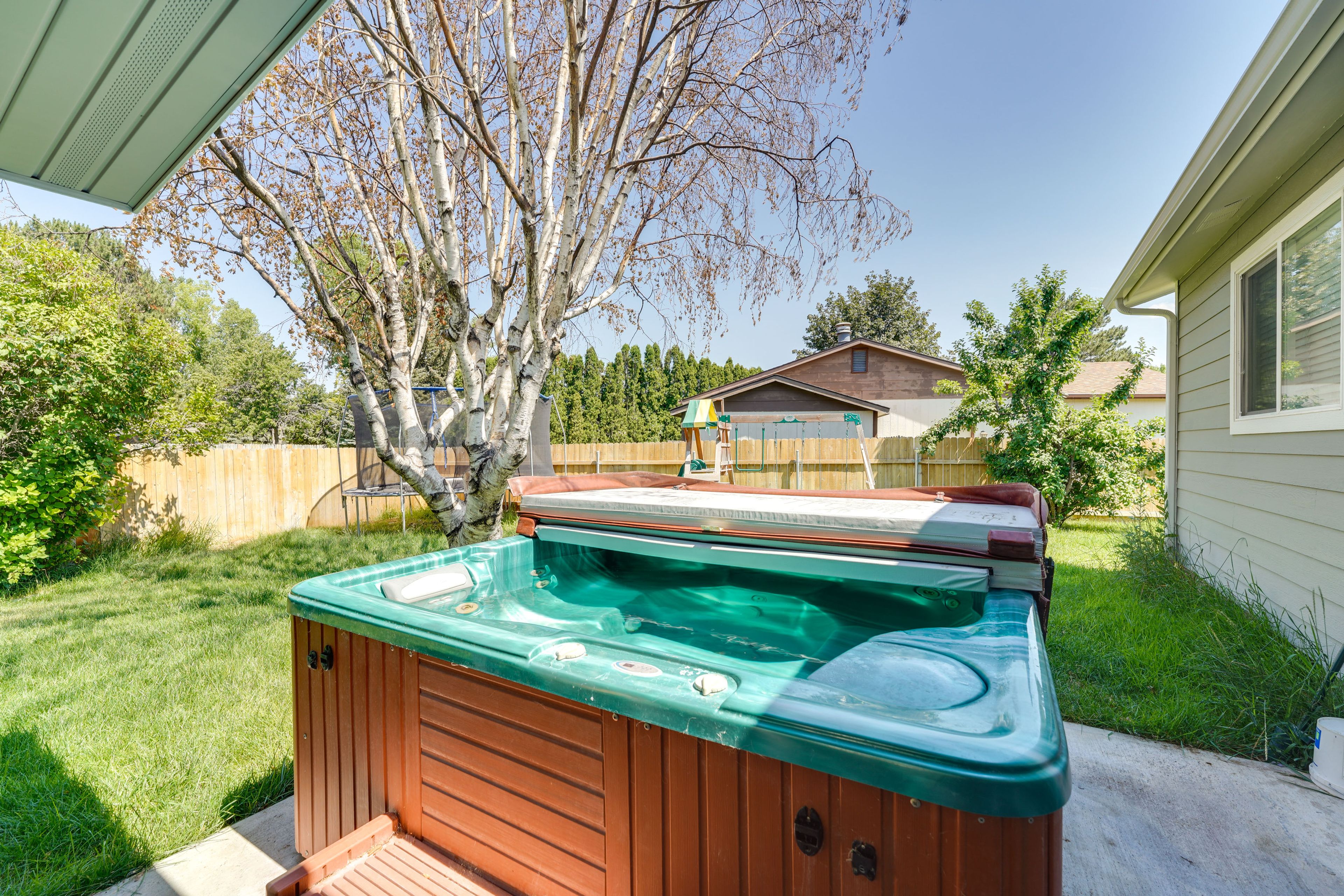 Twin Falls Vacation Rental | 5BR | 3BA | Step-Free Entry | 2,082 Sq Ft