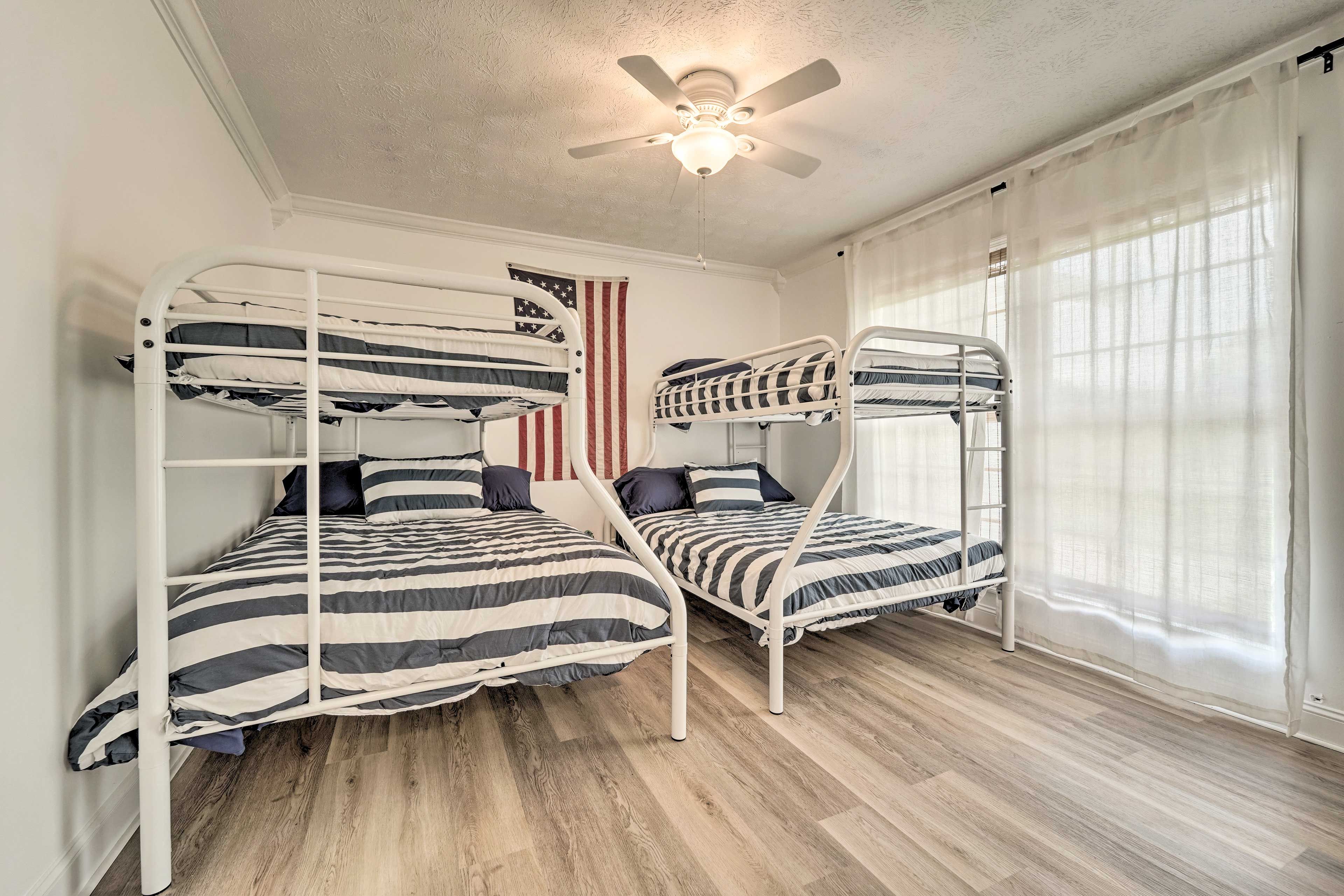 Bedroom 4 | 2 Twin/Full Bunkbeds
