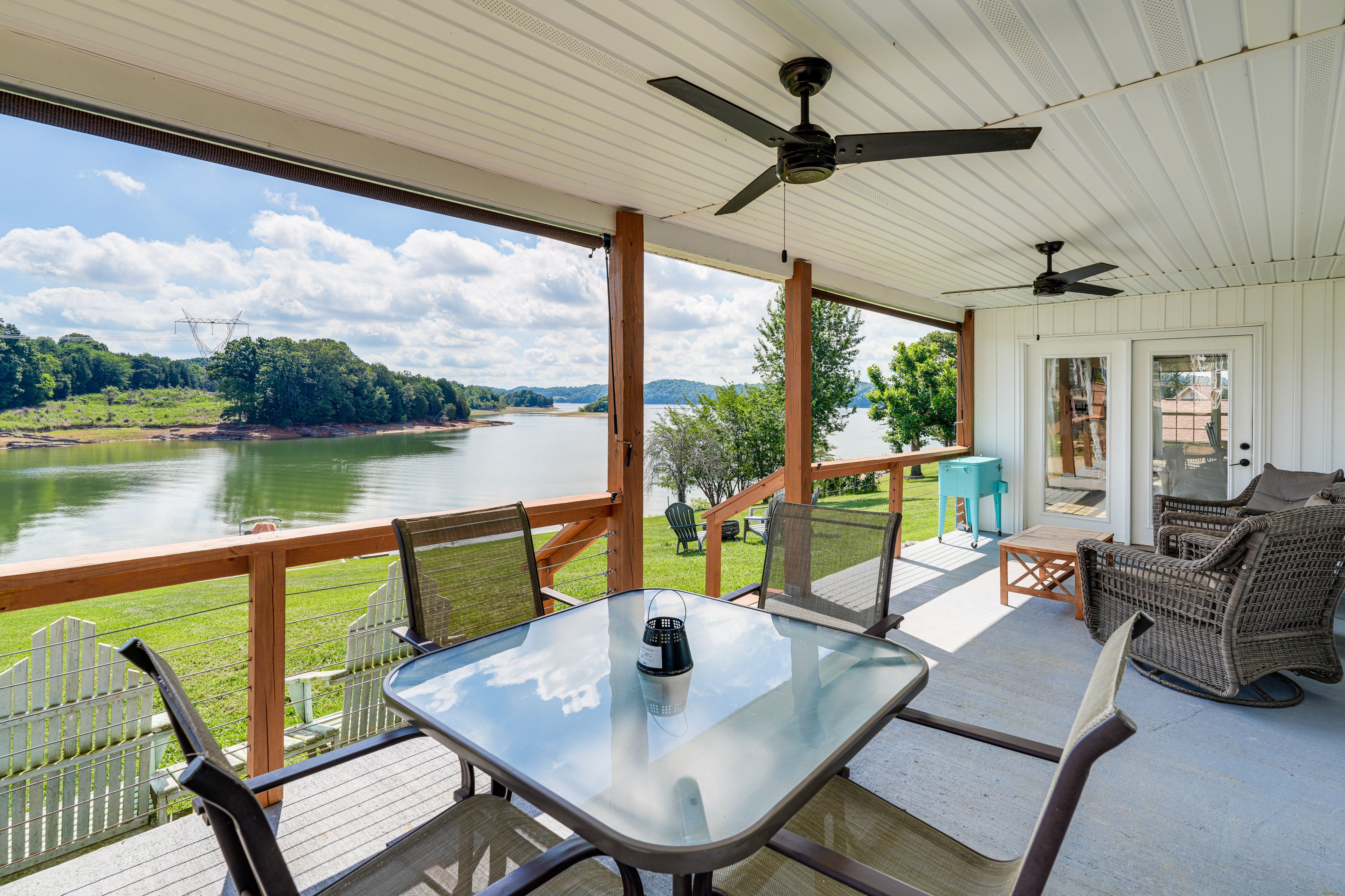 Mooresburg Vacation Rental | 4BR | 2 BA | 1,900 Sq Ft | Half-Step to Access