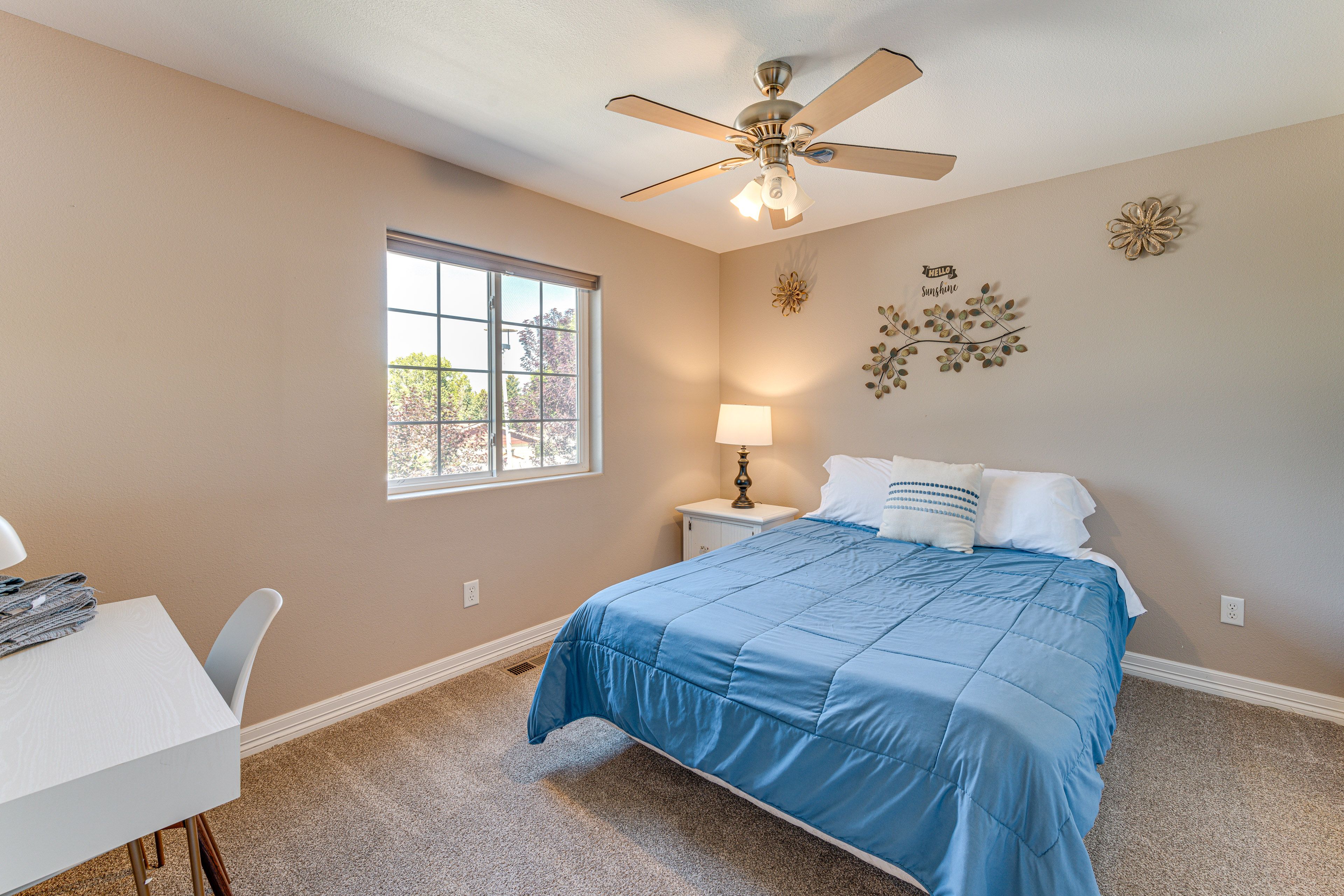 Bedroom 2 | Queen Bed | Linens & Towels Provided